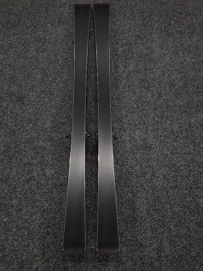 Narty bazarowe VOLKL Race Tiger SC Limited