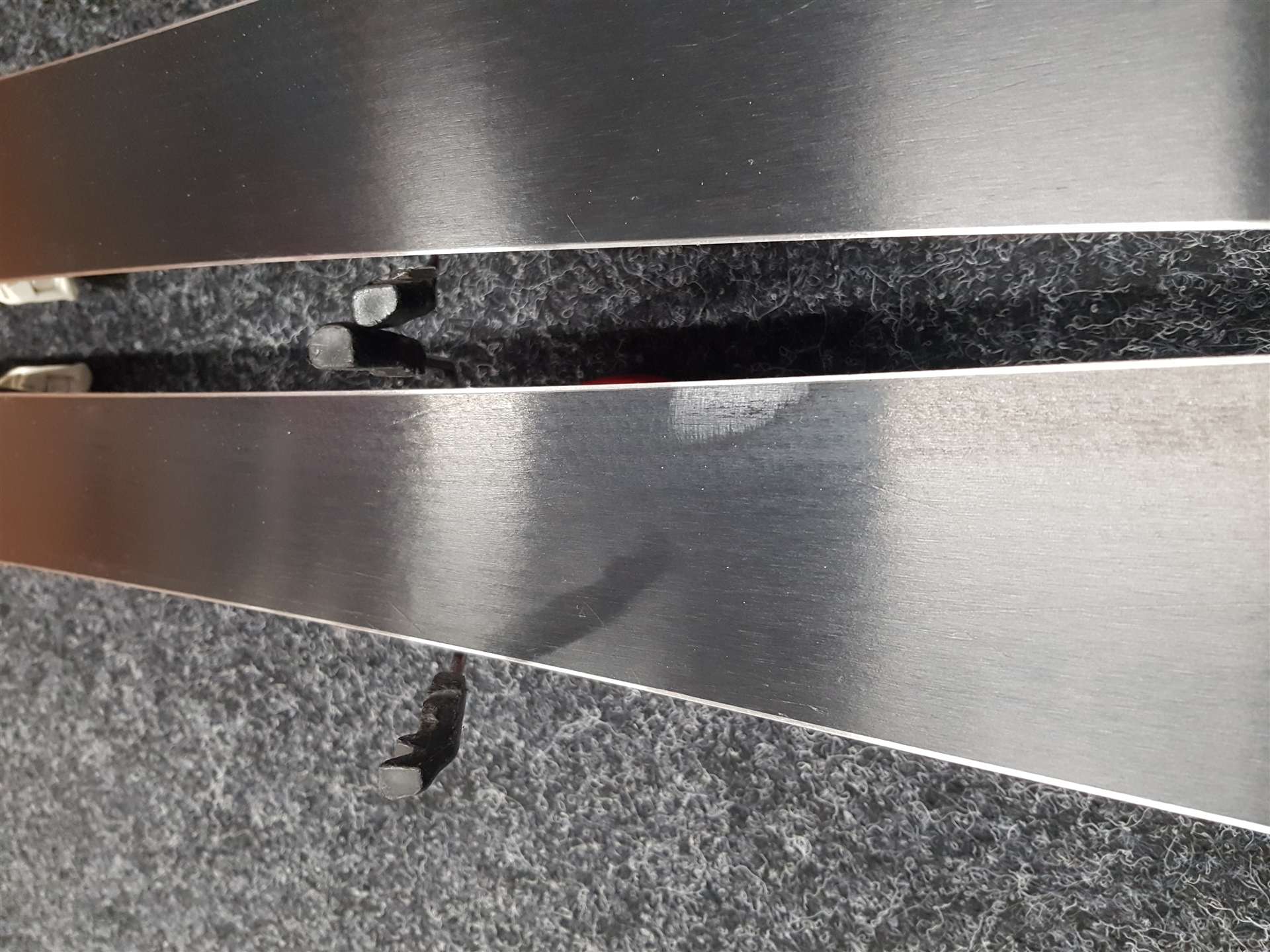 Sci da sci usati per bambini, modello ATOMIC Redster XT + attacchi Atomic XTE 45.