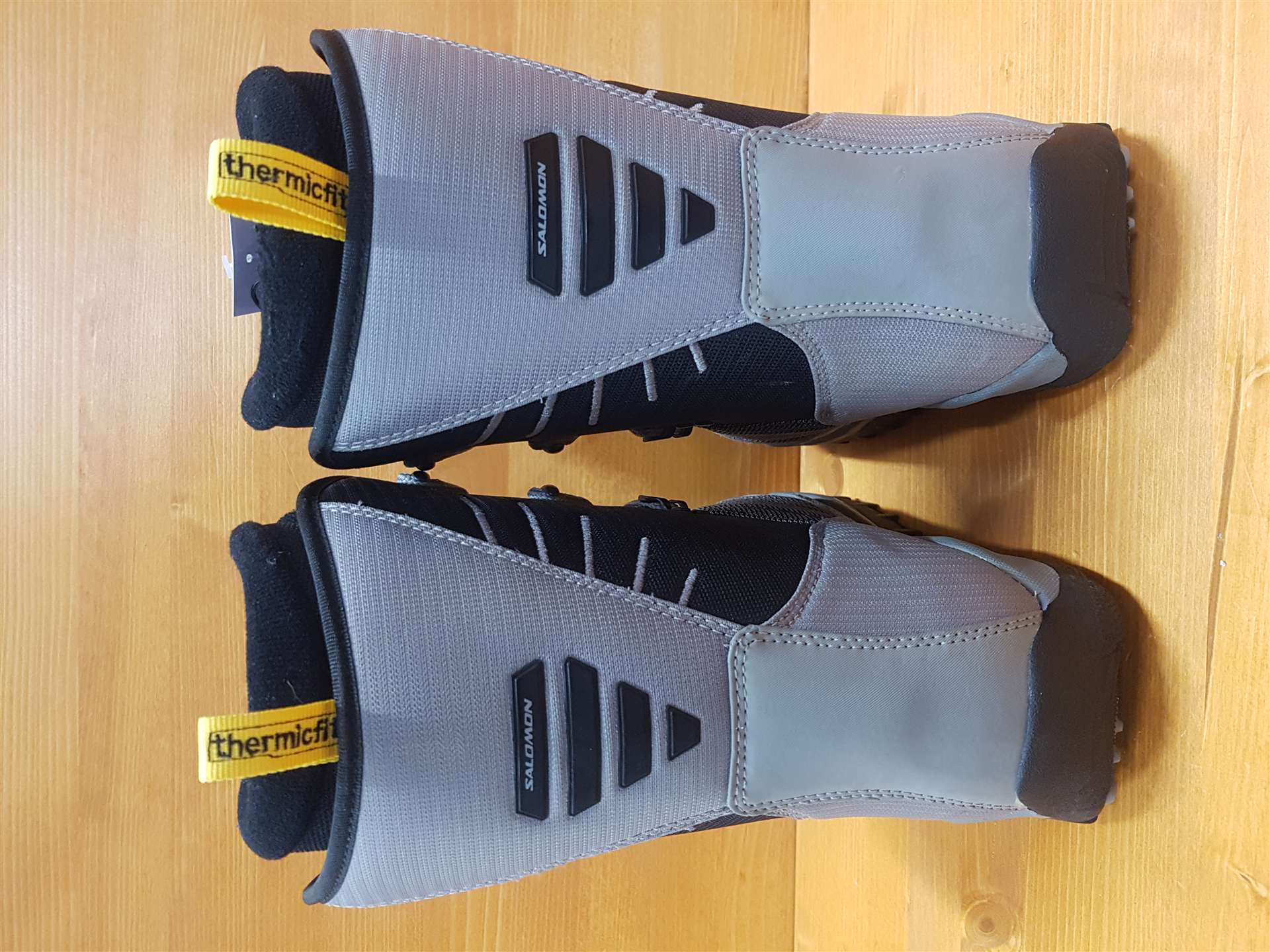 Ghete de snowboard SALOMON Solace folosite