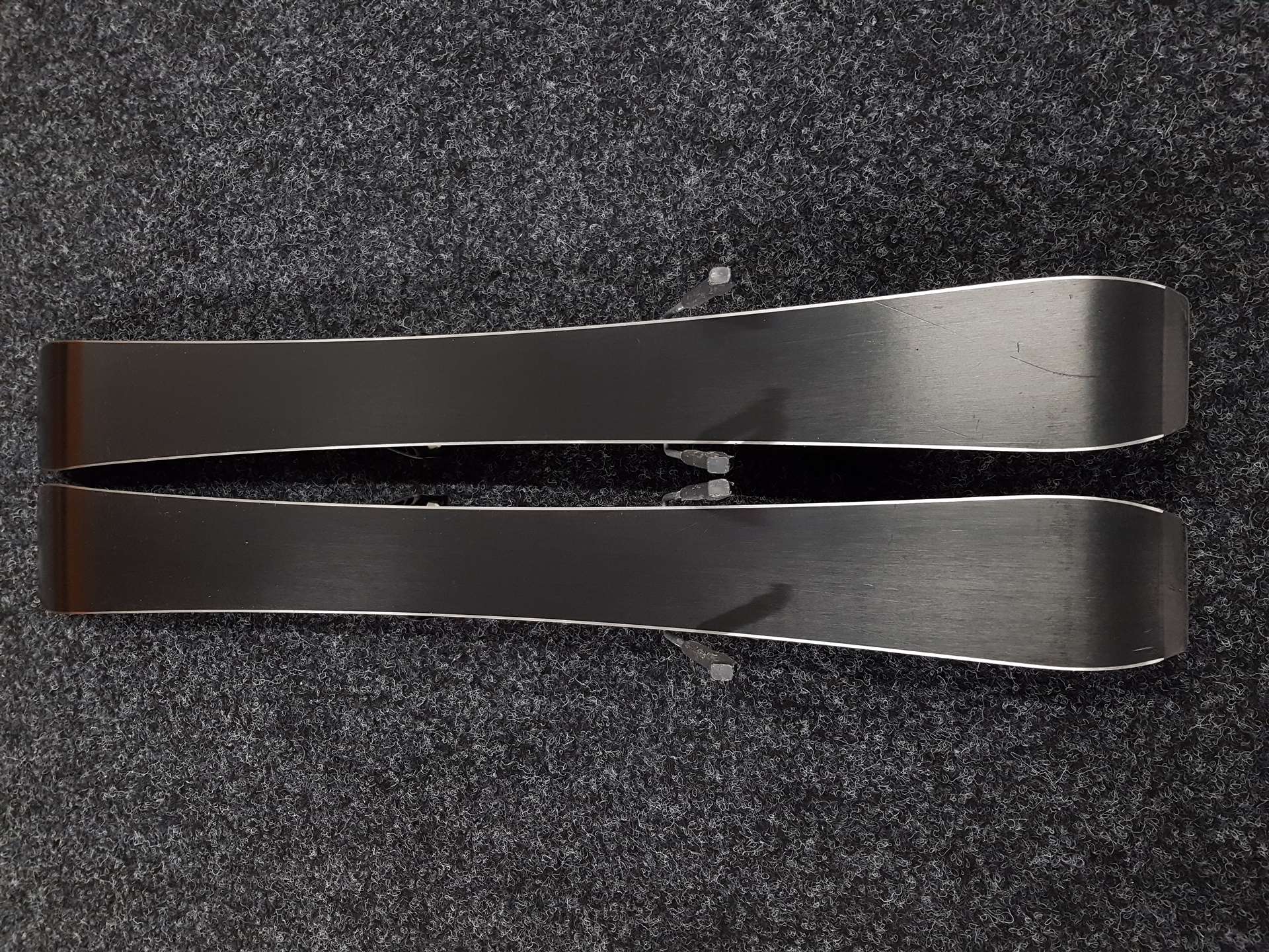 Použité lyže SALOMON Enduro JR 800  + viazanie Salomon 4,5