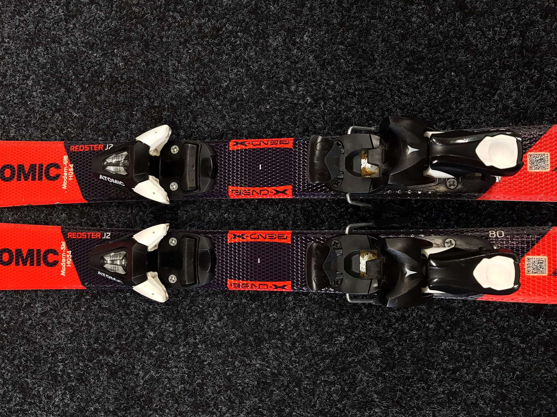 Gebrauchte Kinderski ATOMIC Redster J2 + Atomic C5 Bindungen