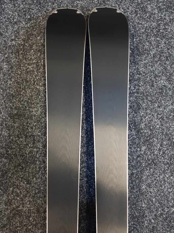 Gebrauchte Fischer Turn 73 Ski + Fischer RS 9 Bindungen