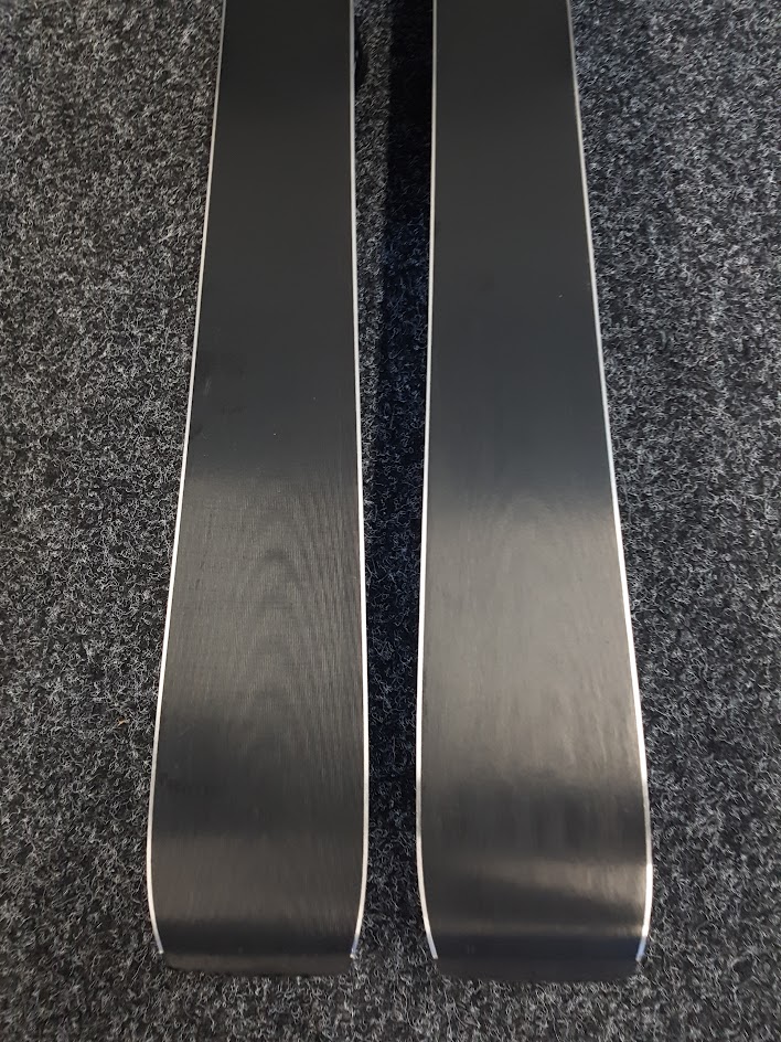 Gebrauchte Fischer Turn 73 Ski + Fischer RS 9 Bindungen