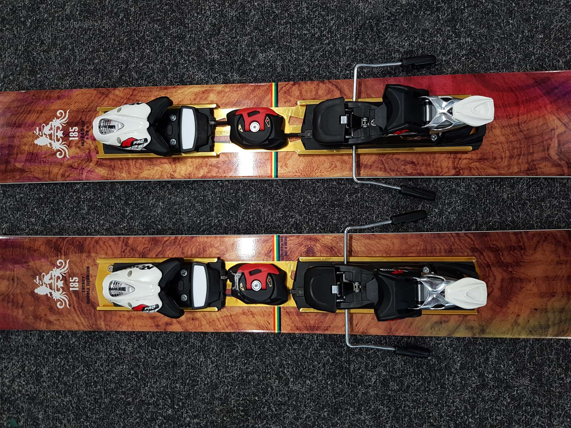 Gebrauchte Freeride-Ski NORDICA Jah Love