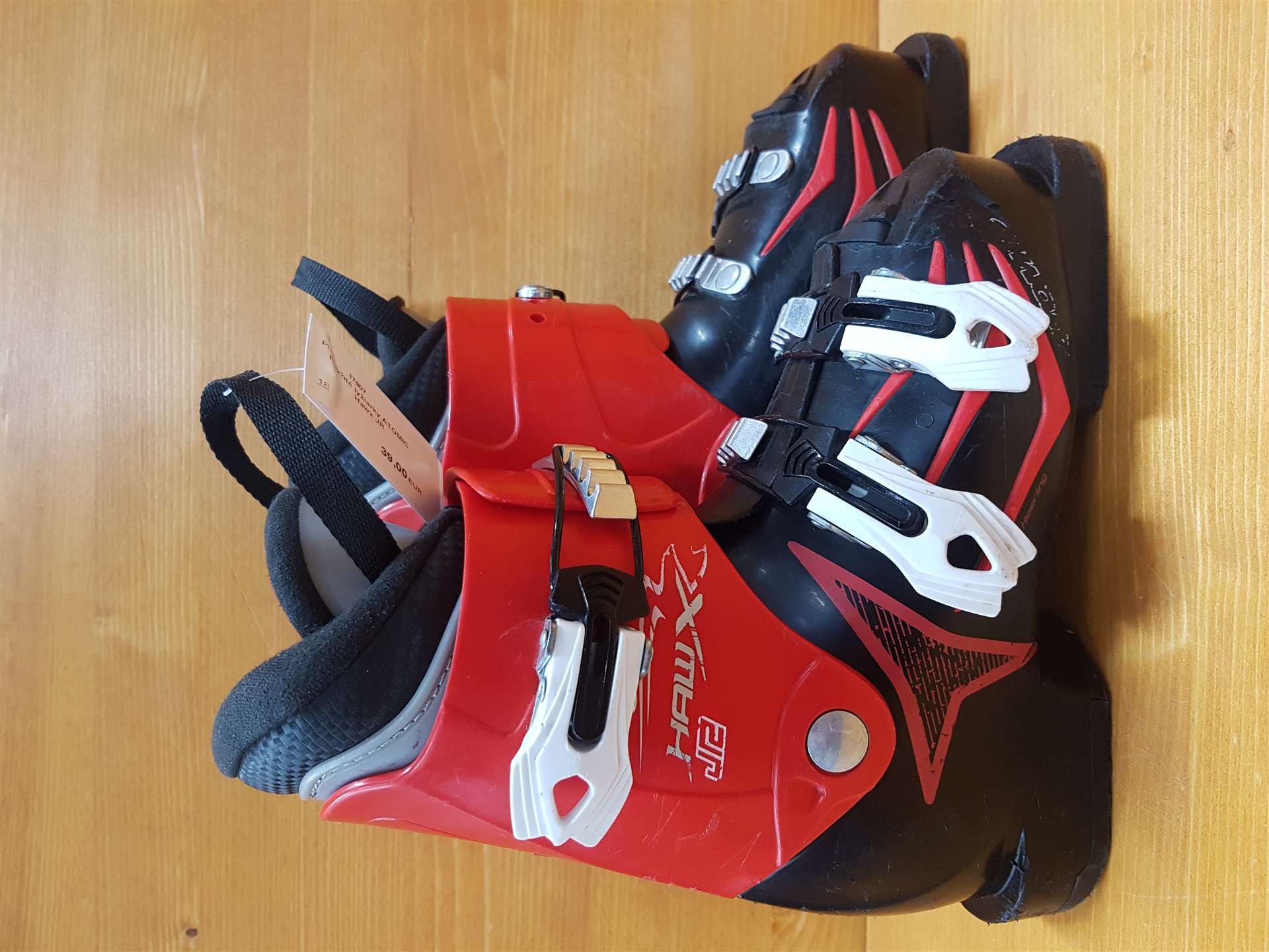 Použité lyžiarky ATOMIC Hawx JR