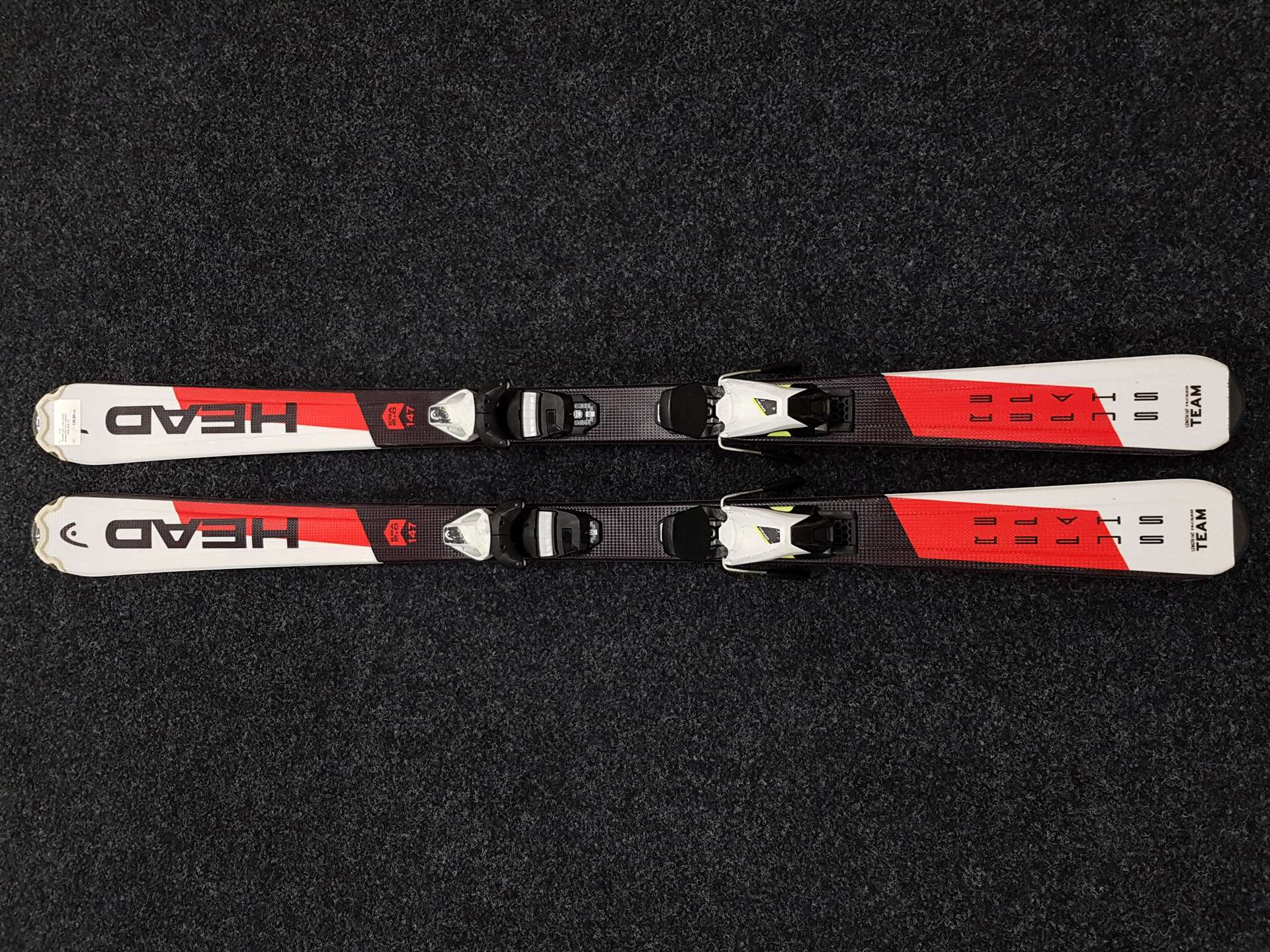 Použité lyže HEAD Super Shape ERA 2.0 + vázání Head SLR 7.5