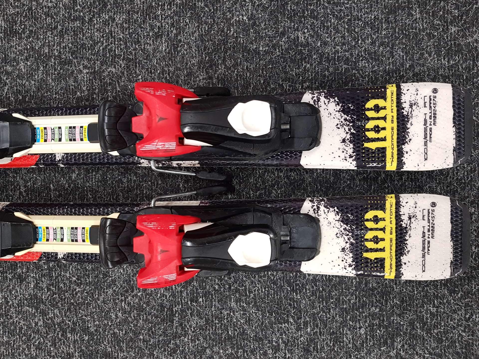 Esquís ATOMIC REDSTER Piste Rocker usados