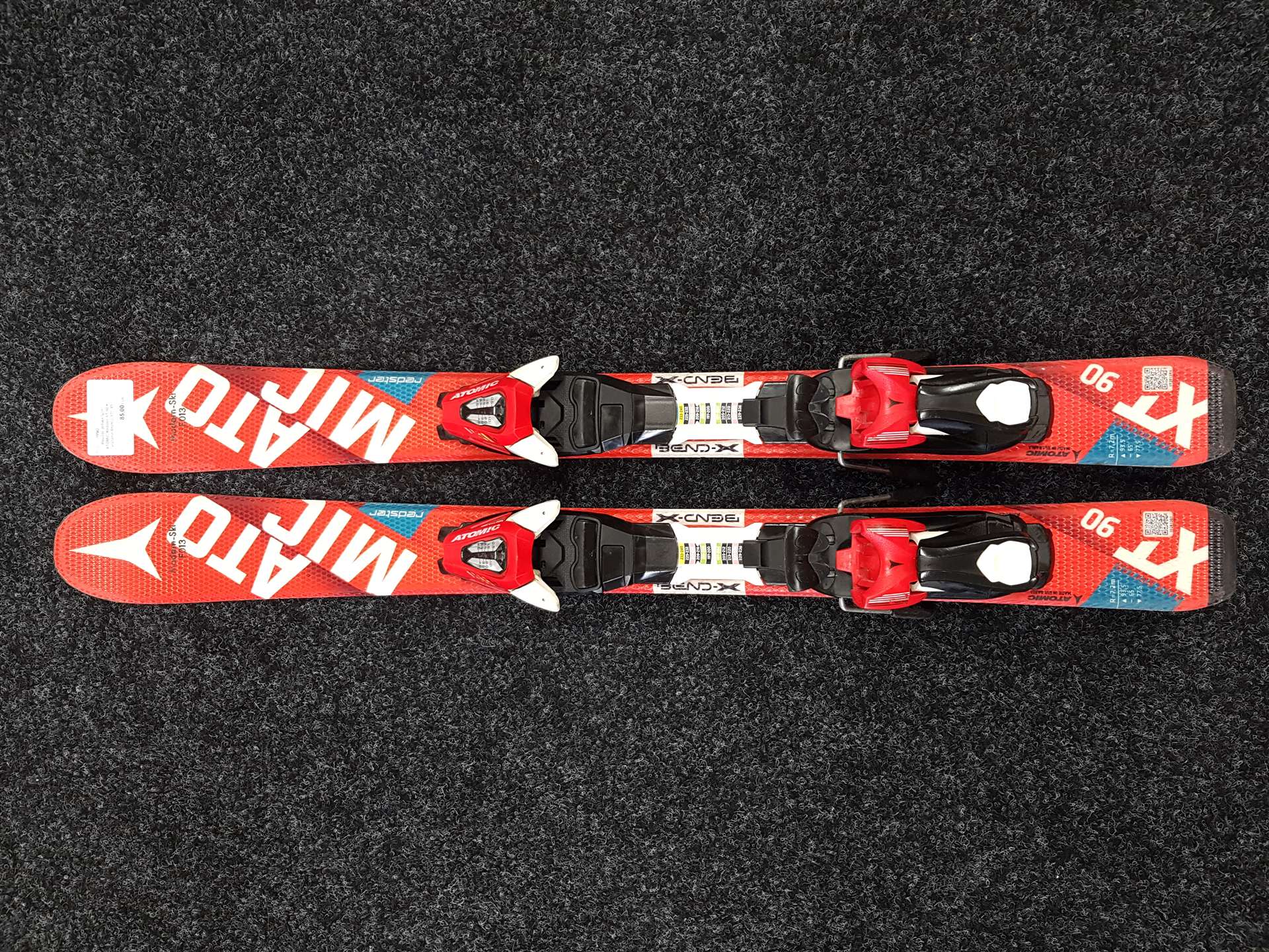 Rabljene dječje skije ATOMIC Redster XT 90 + vezovi Atomic XTE 45
