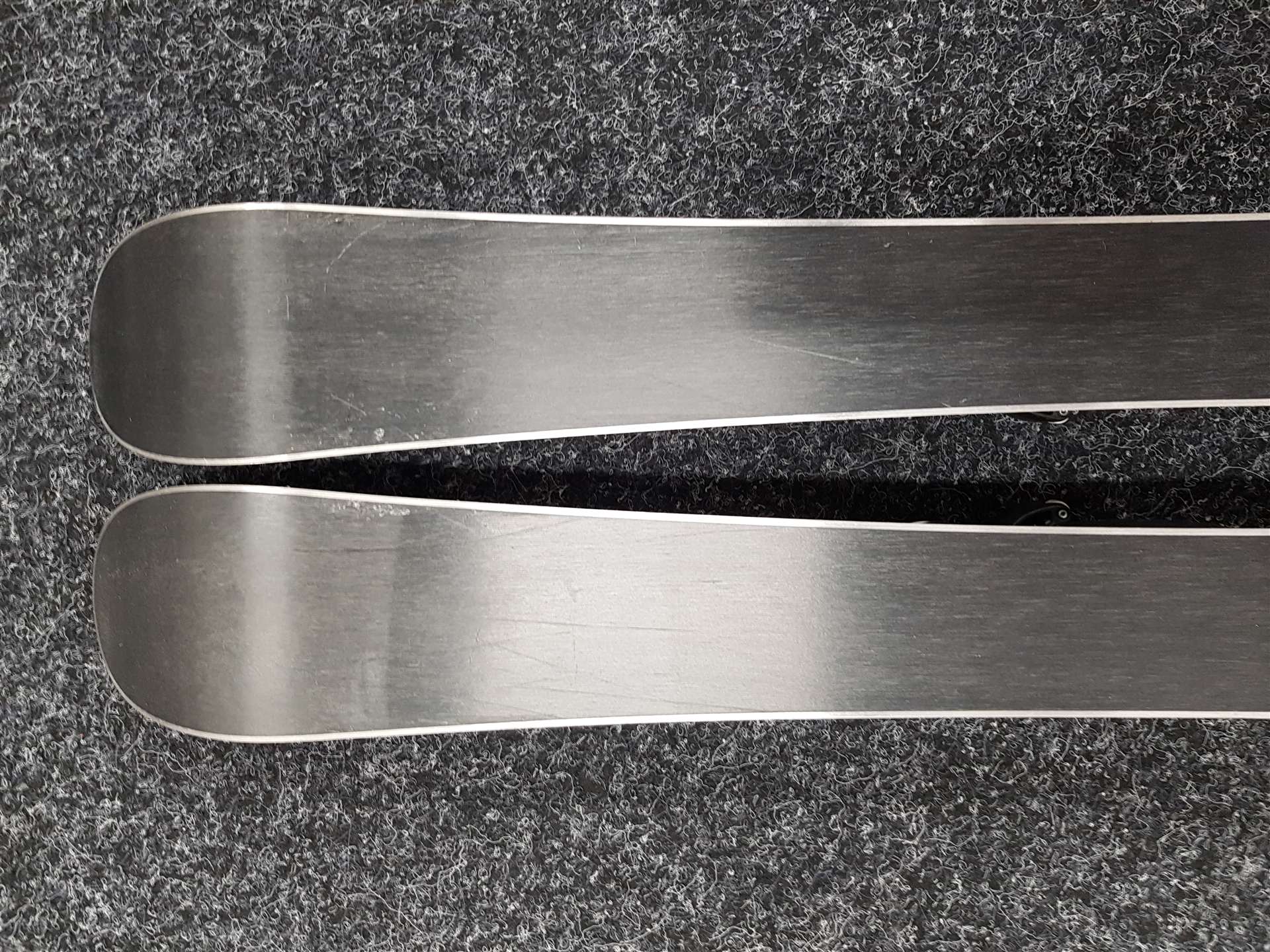 Použité dětské lyže HEAD Mothl Rules + vázání Head SLR 4.5 AC