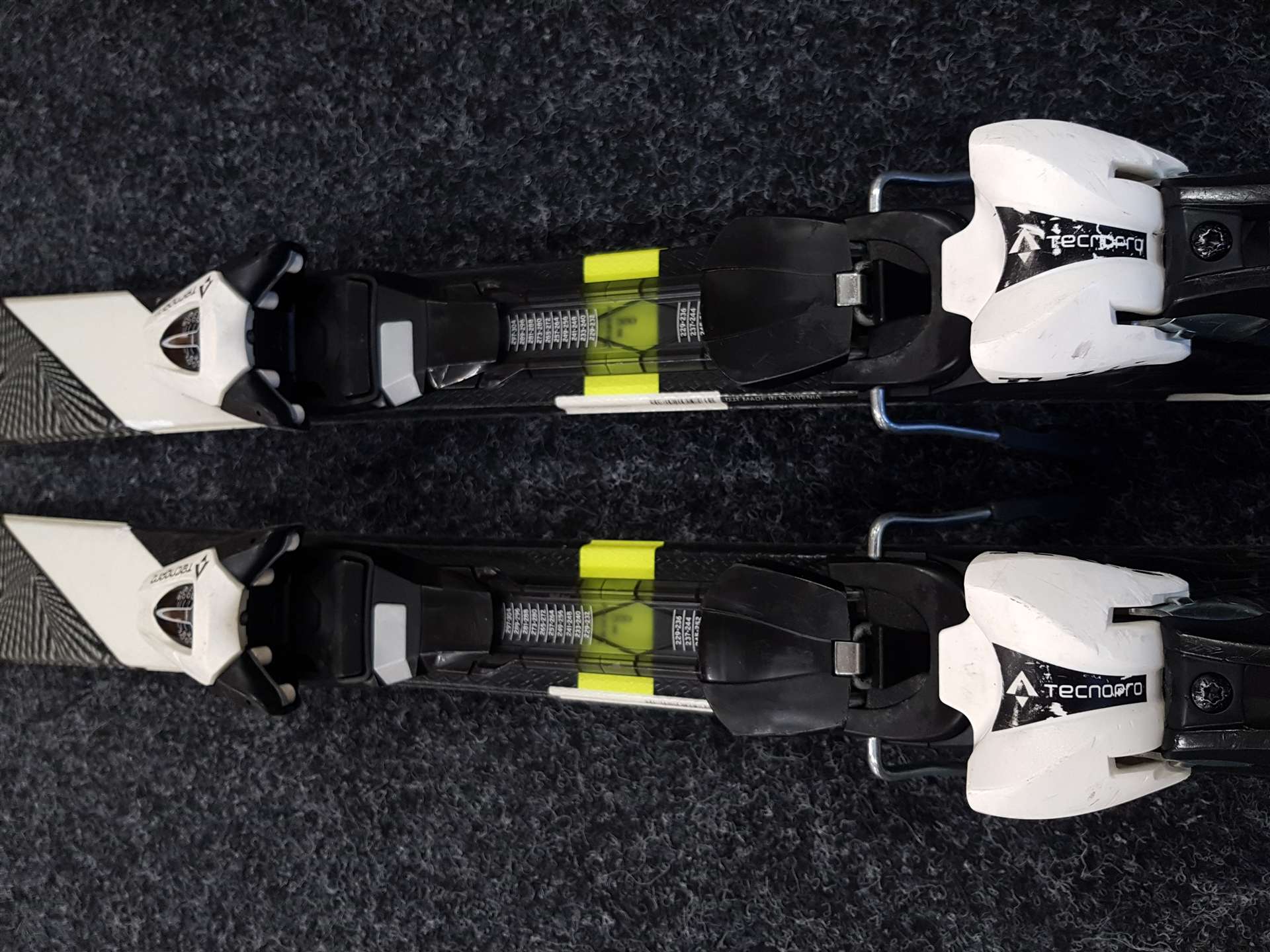 Použité dětské lyže TECNOPRO Team 66 + vázání Tecnopro 7.5