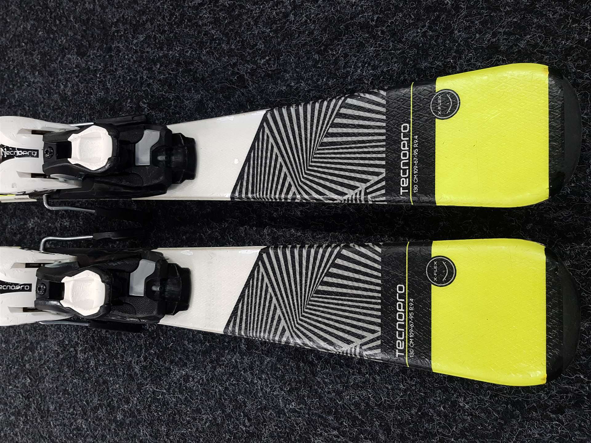 Použité dětské lyže TECNOPRO Team 66 + vázání Tecnopro 7.5