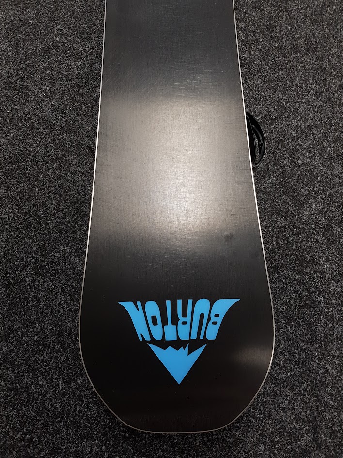 Gebrauchtes Burton Radius Snowboard + Burton Bindungen Größe L