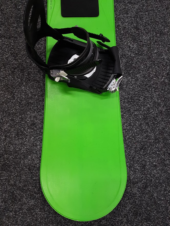 Bazárový snowboard Nidus + viazanie Salomon veľkosť S/M