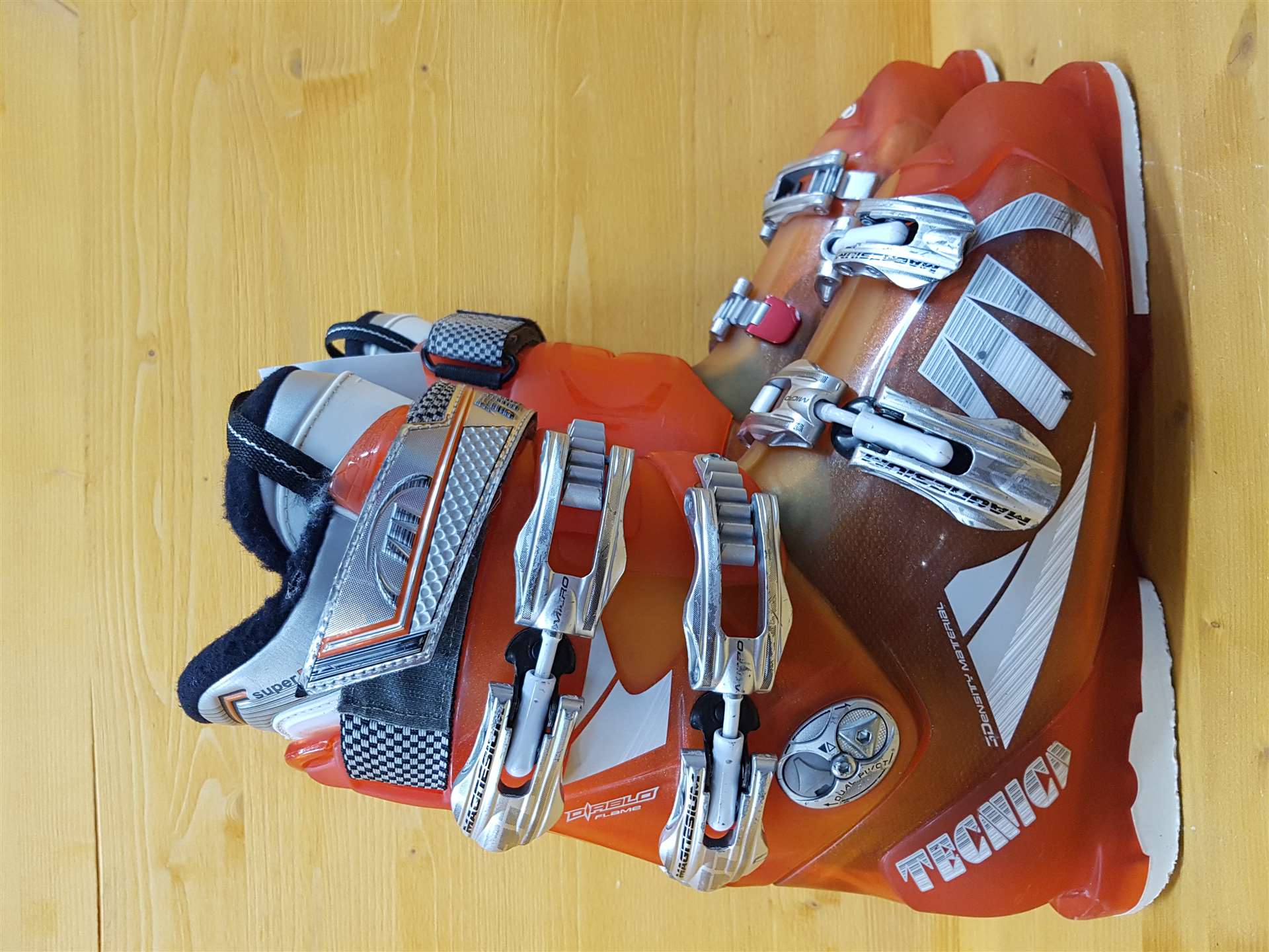 Chaussures de ski Tecnica Diablo Flame d'occasion