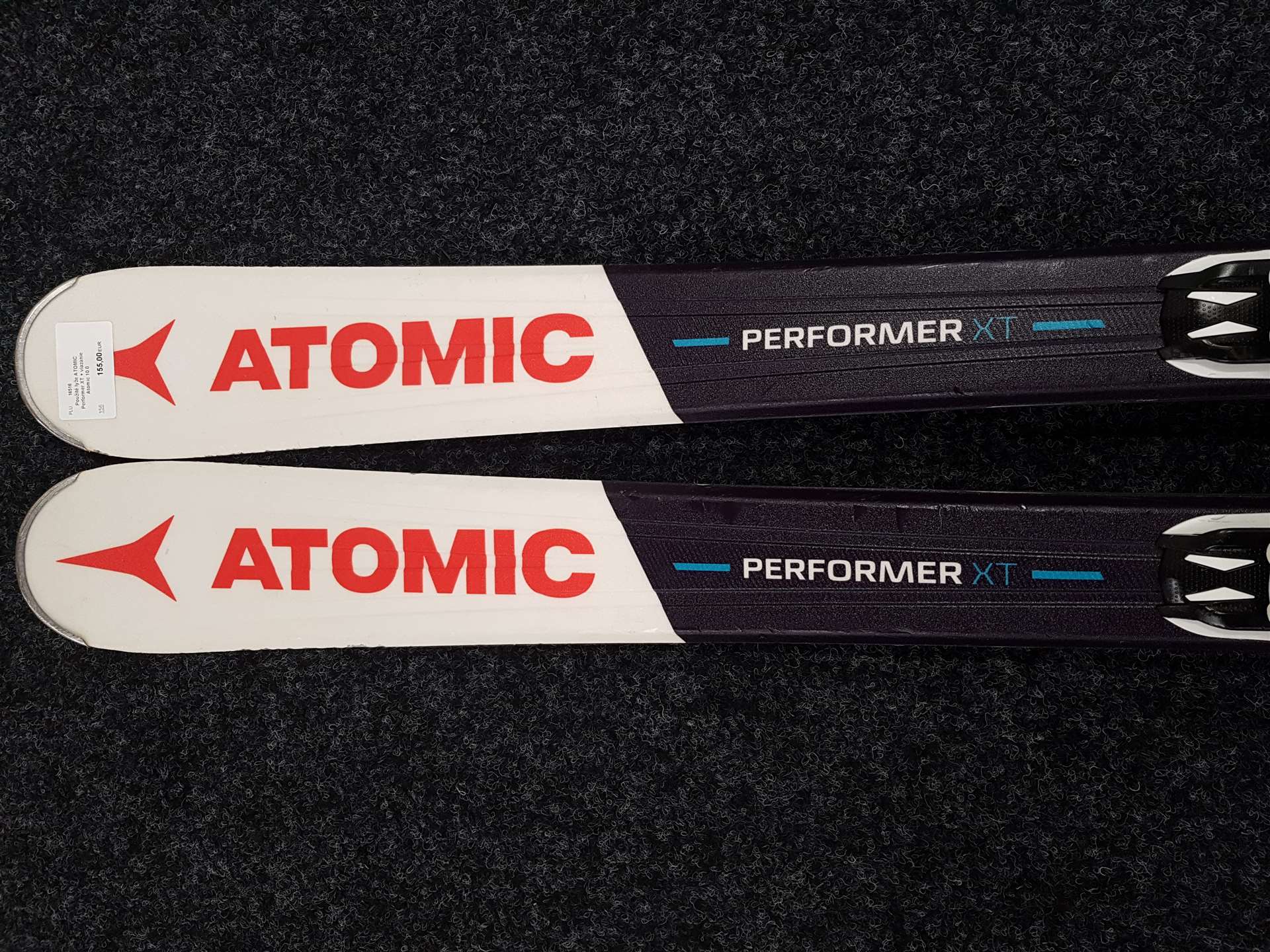 Gebrauchte ATOMIC Performer XT Skier + Atomic 10.0 Bindungen