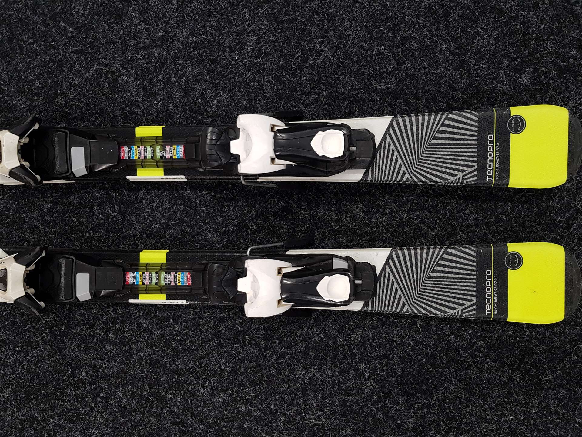 Skis enfant d'occasion TECNOPRO Team 66 + fixations Tecnopro TC 45