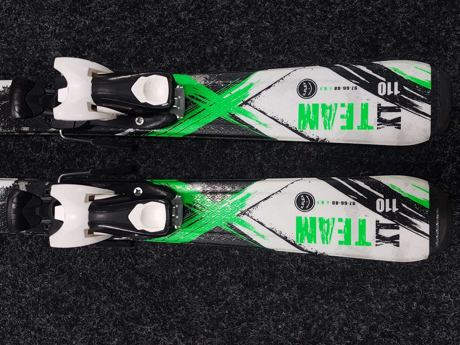 Použité detské lyže TECNOPRO XT team + viazanie Tecnopro TC 4.5