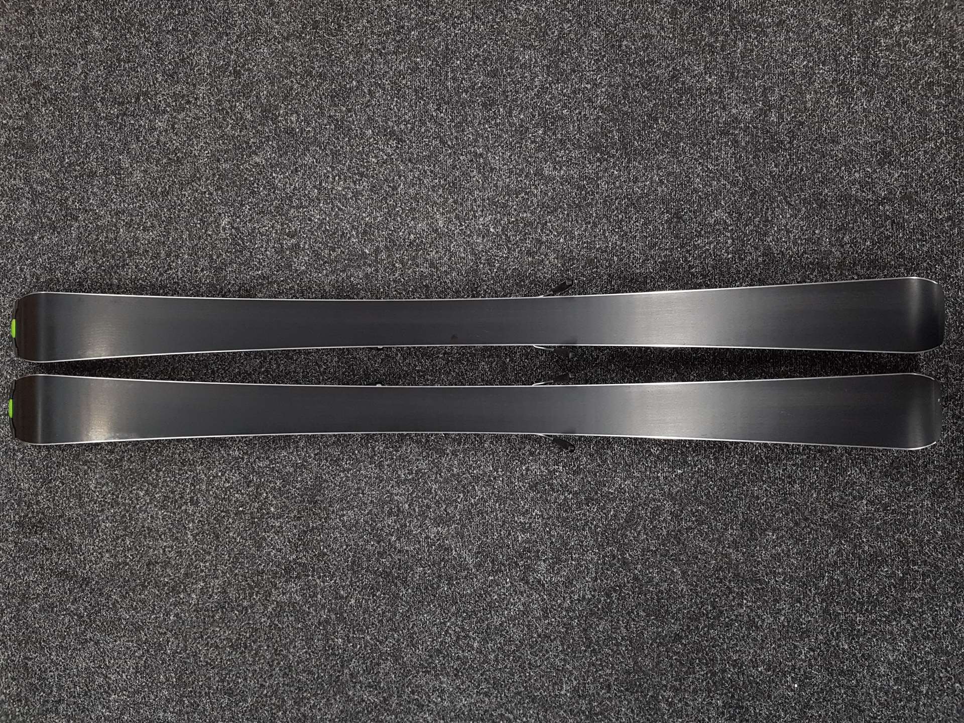 Schiuri Elan Race SX 155 folosite