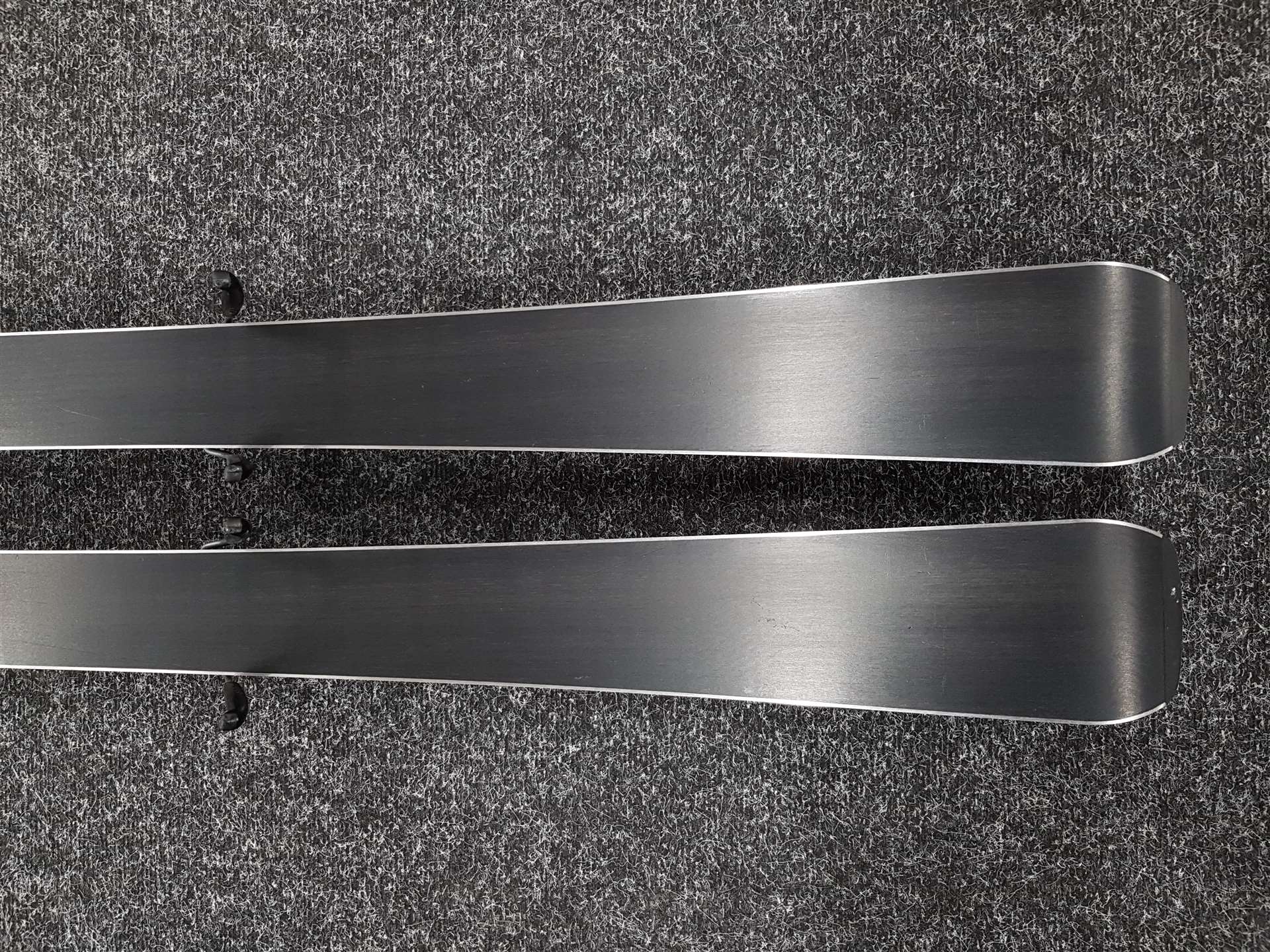 Schiuri Elan Race SX 155 folosite