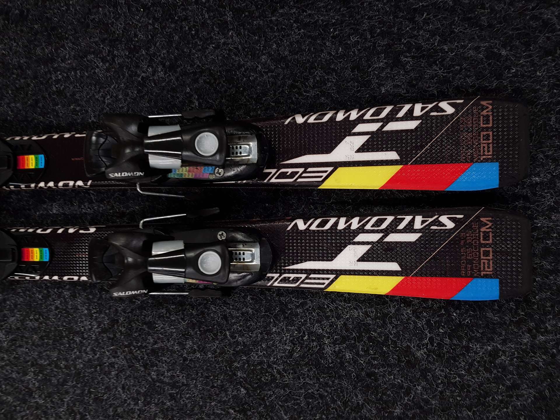 Gebrauchte SALOMON Equipe Kinderski + Salomon 4.5 Bindungen