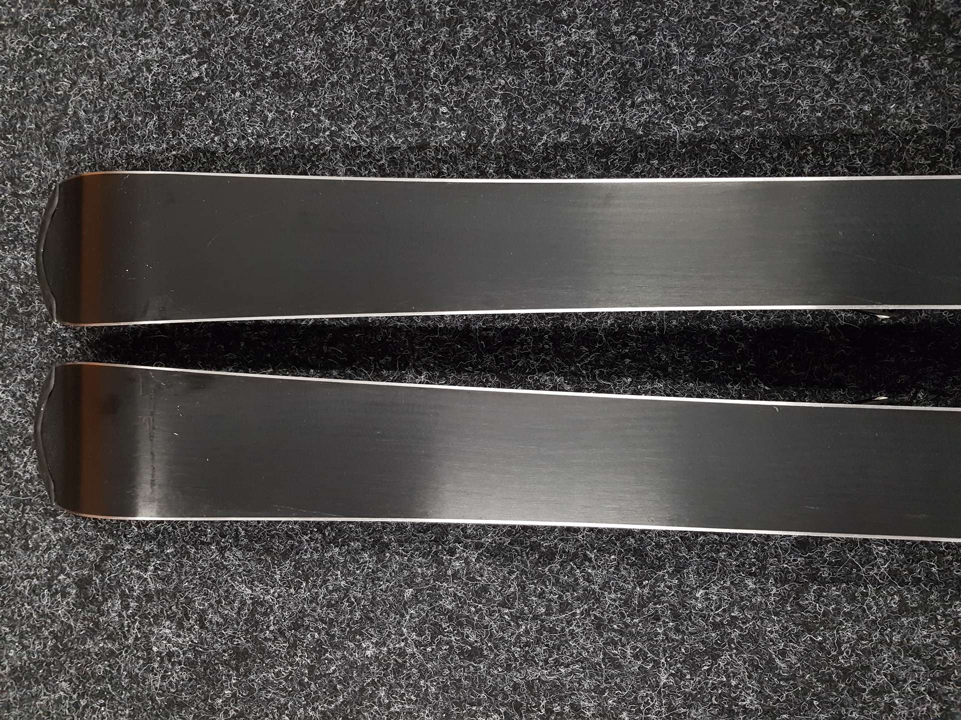 Gebrauchte SALOMON Equipe Kinderski + Salomon 4.5 Bindungen