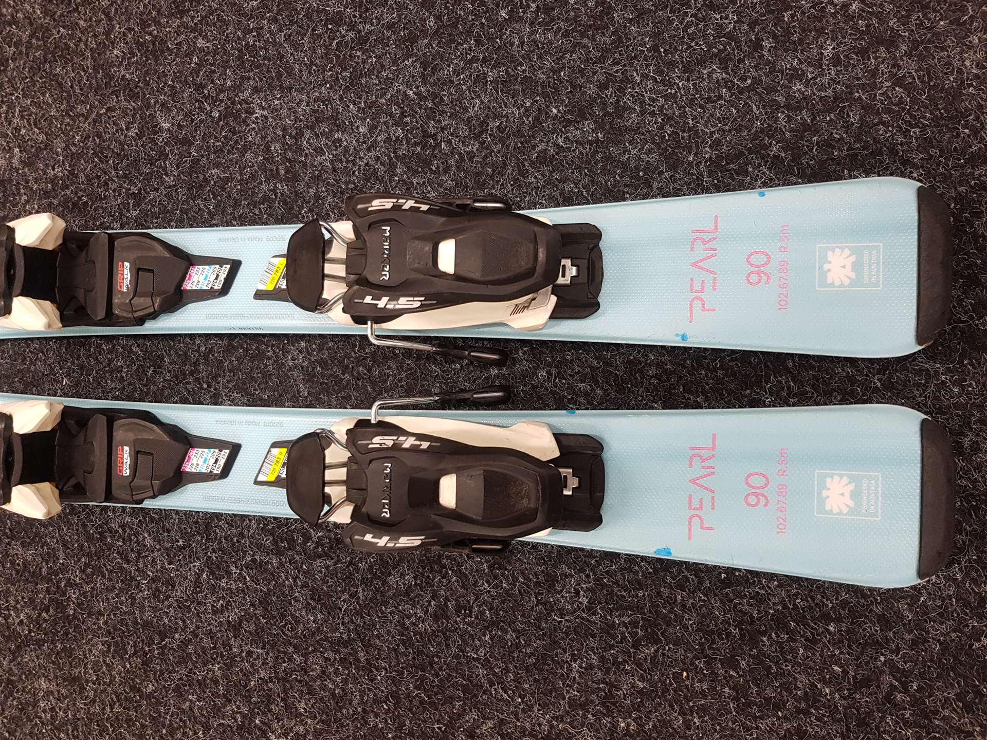 Skis enfant d'occasion BLIZZARD Pearl JR + fixations Marker 4.5
