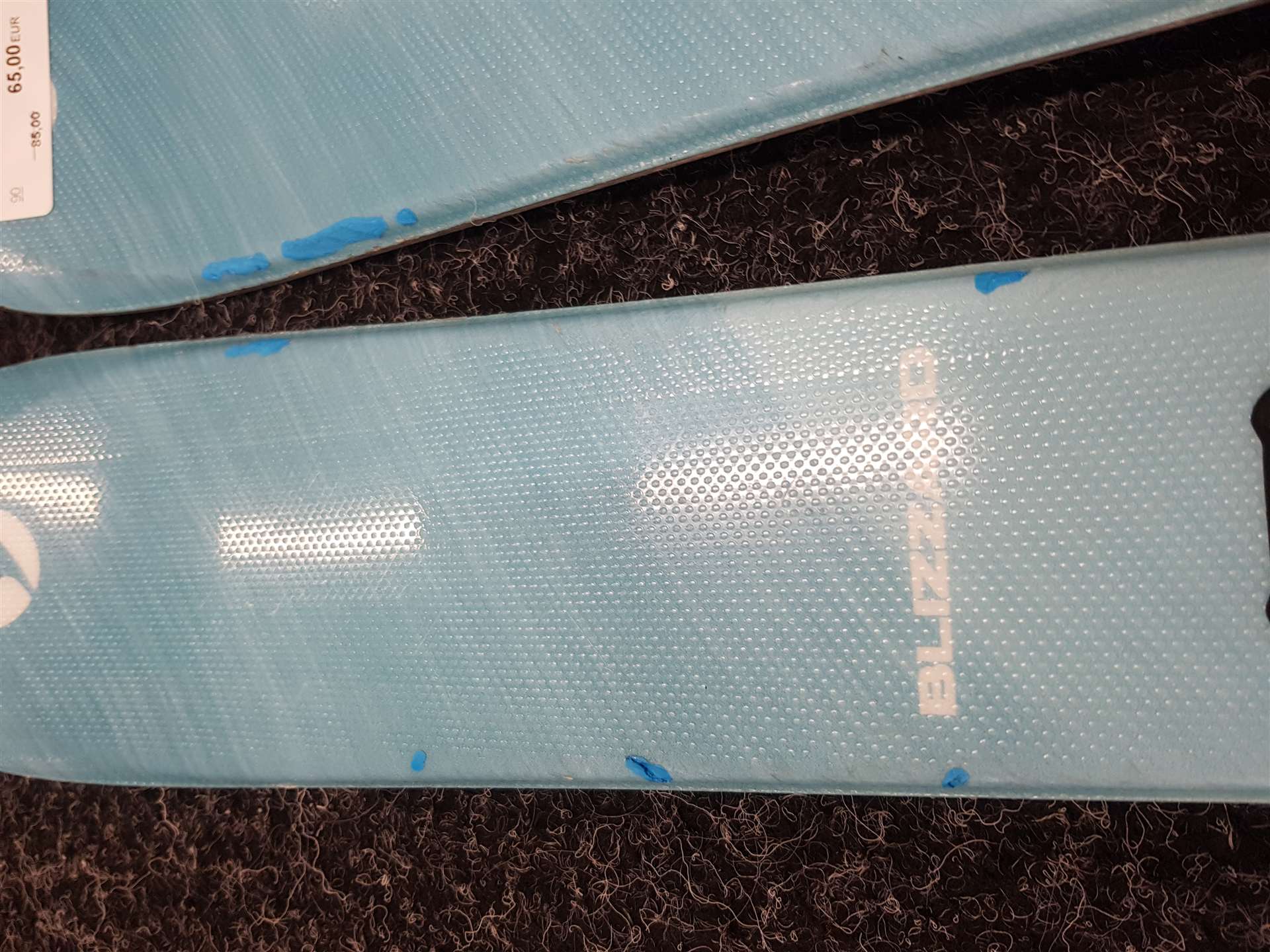 Skis enfant d'occasion BLIZZARD Pearl JR + fixations Marker 4.5