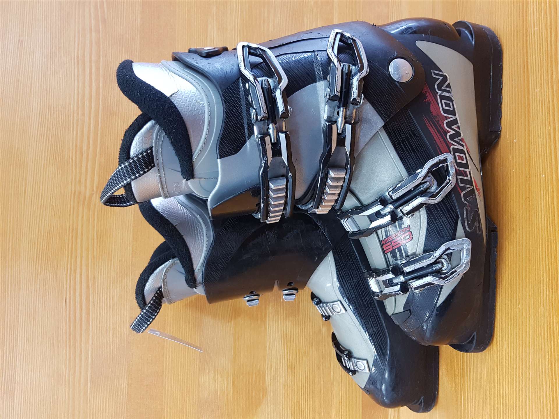 Scarponi da sci usati SALOMON Mission 550