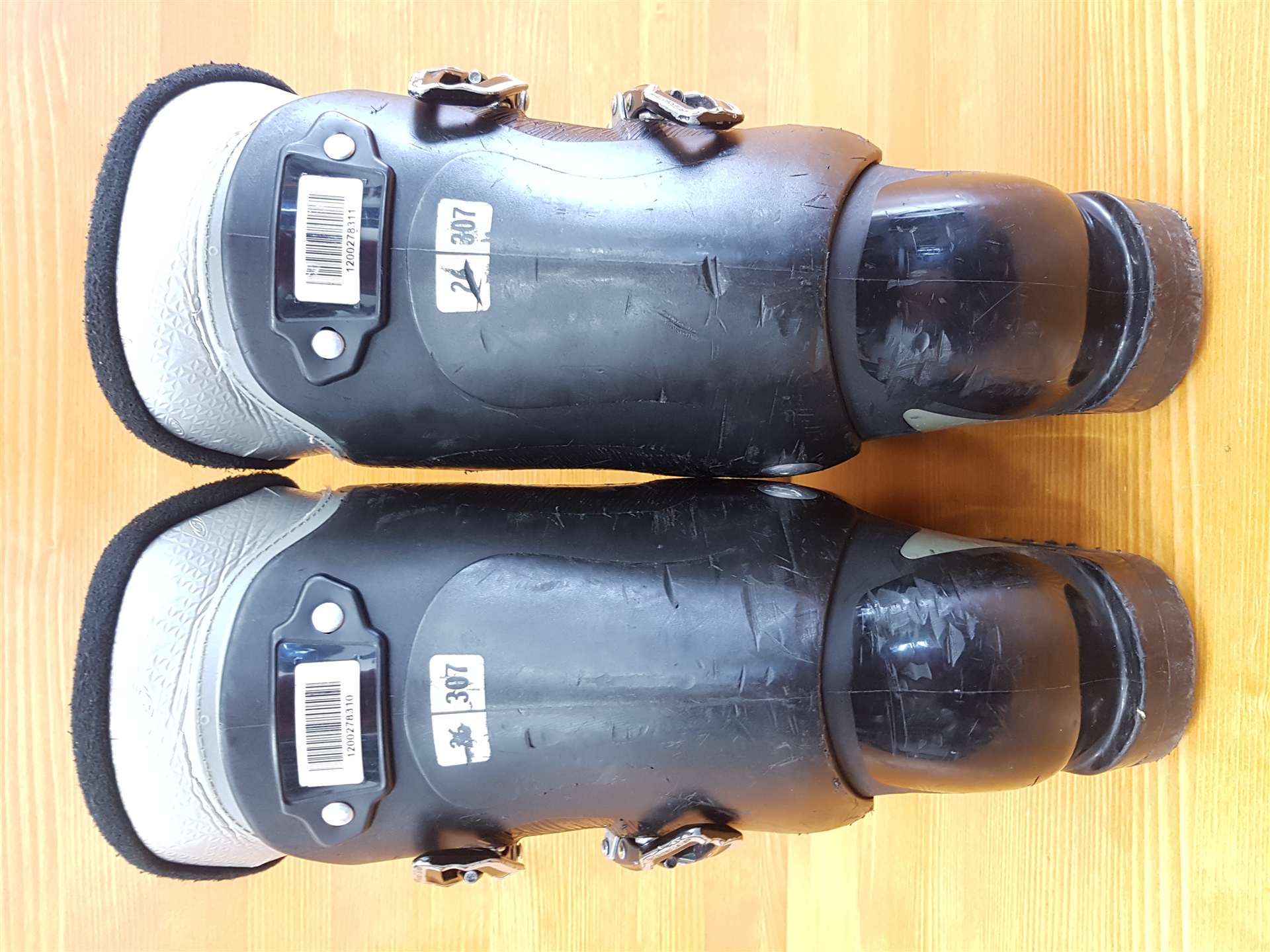 Scarponi da sci usati SALOMON Mission 550