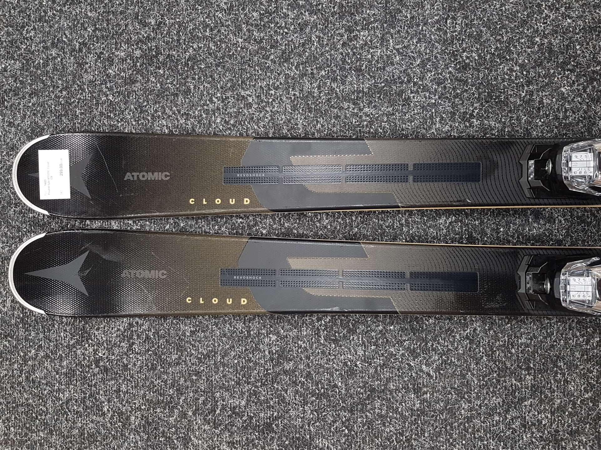 Gebrauchte ATOMIC Cloud C9 Ski