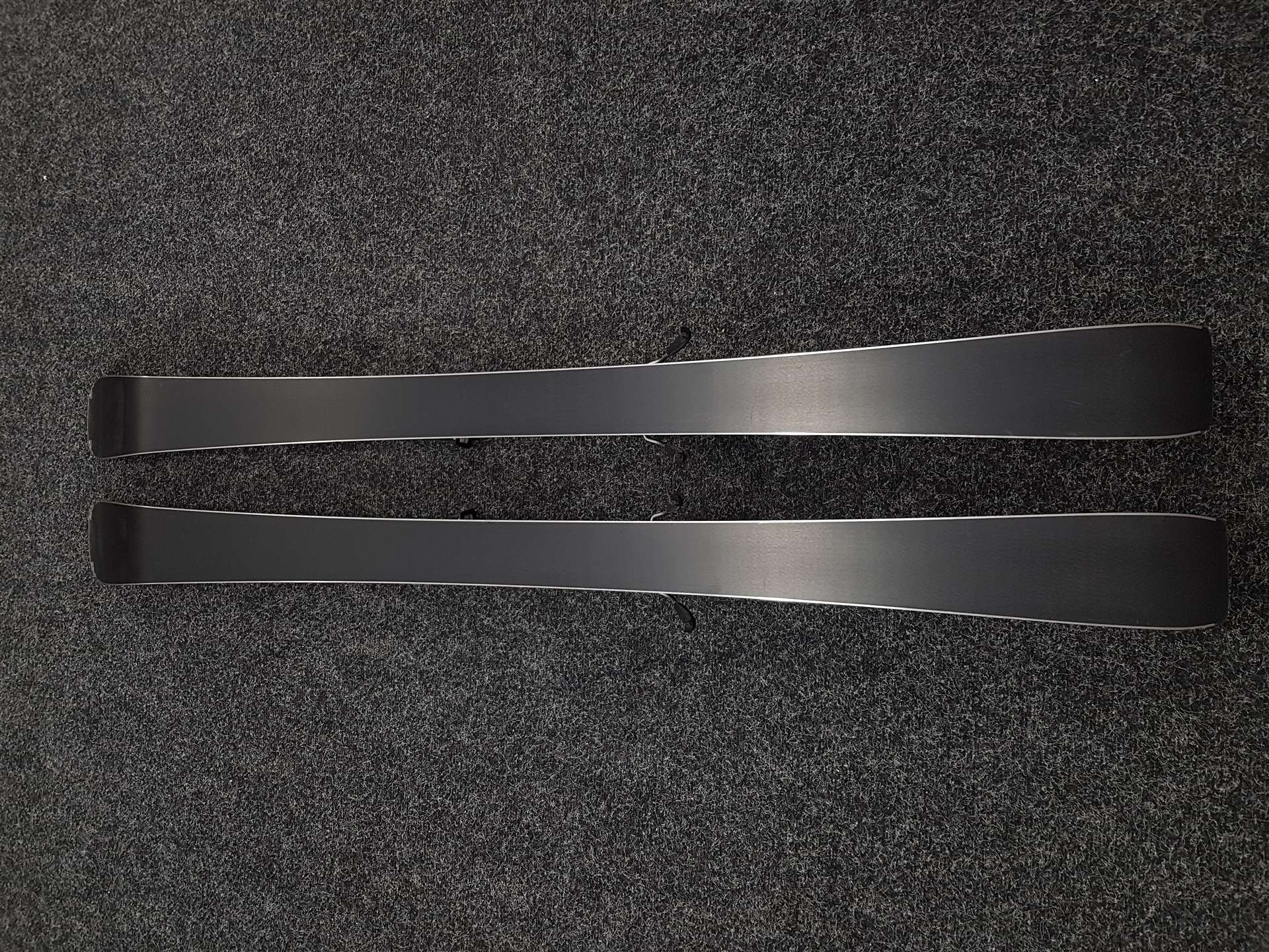 Narty bazarowe FISCHER RC One XTR