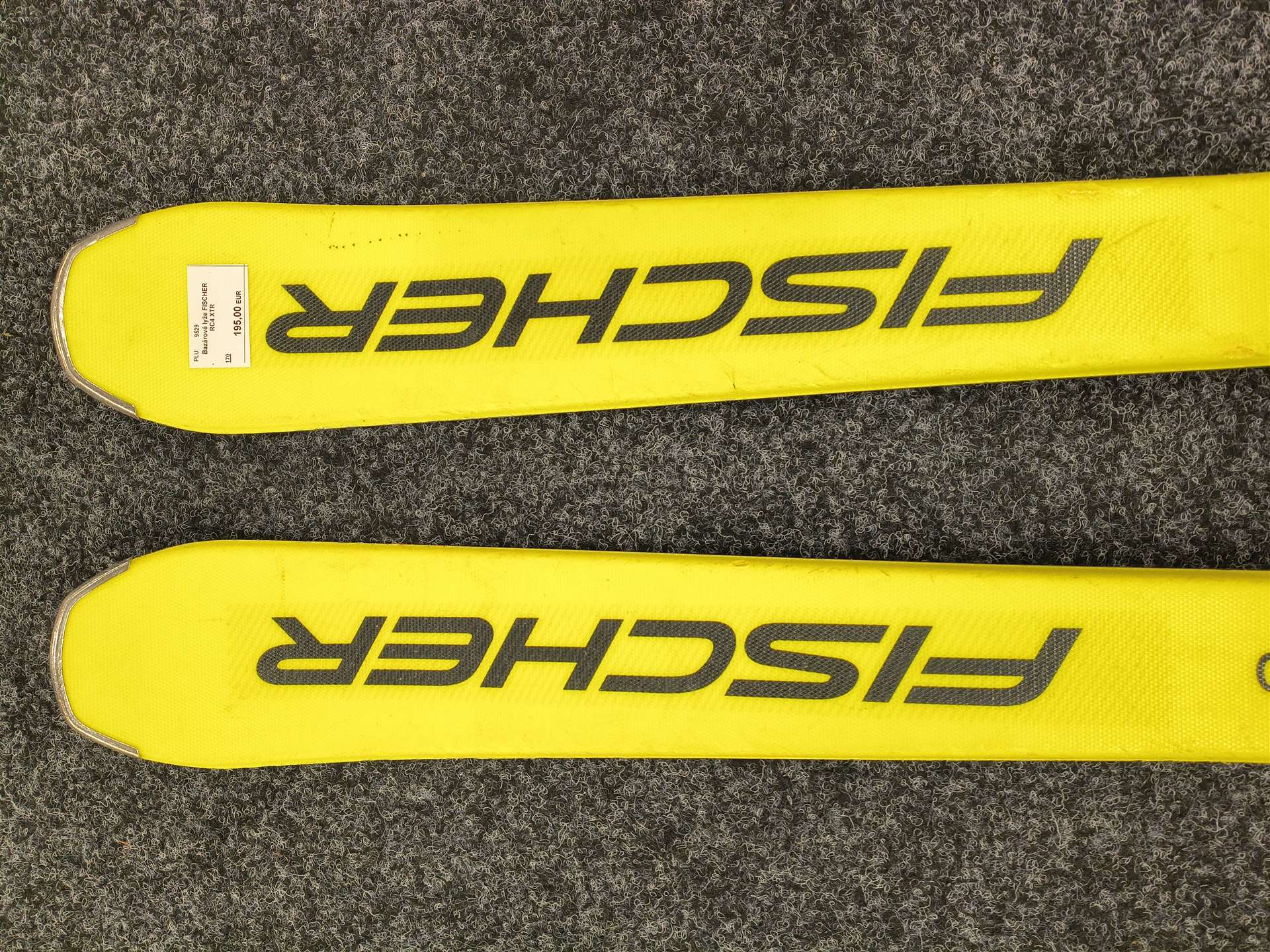 Bazárové lyže FISCHER RC4 XTR