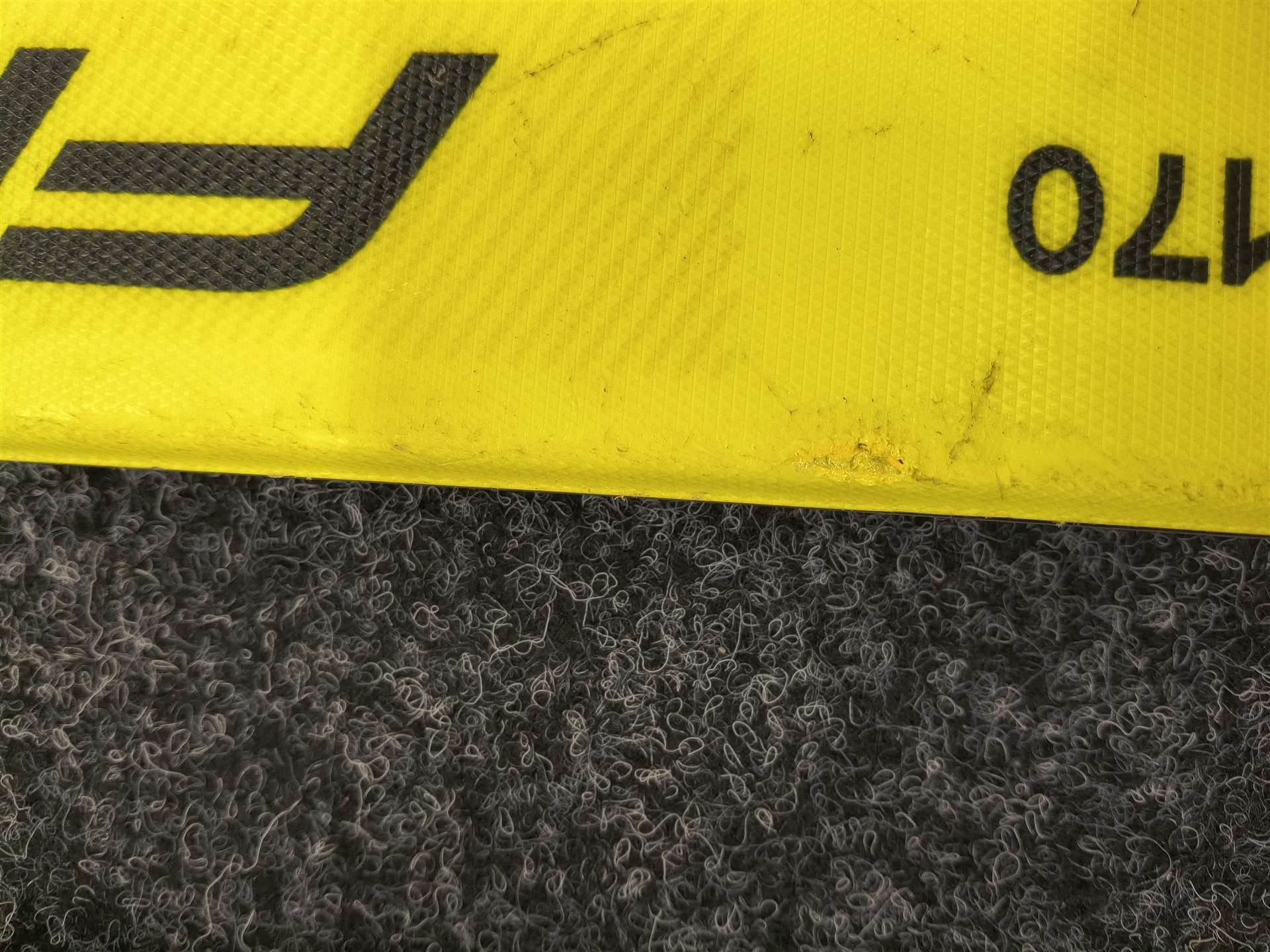 Bazárové lyže FISCHER RC4 XTR