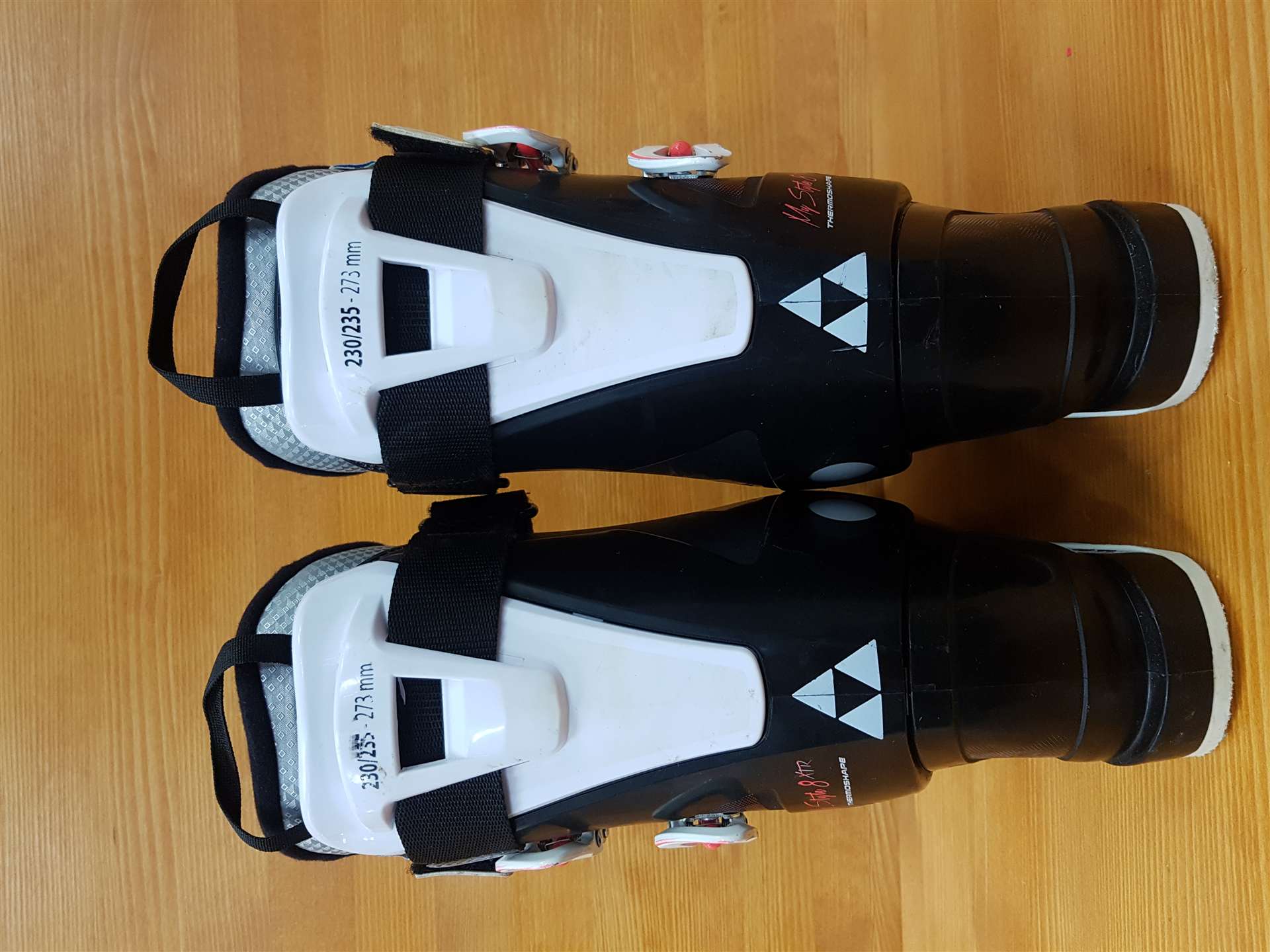 Clăpari de schi FISCHER My Style 8 XTR second-hand