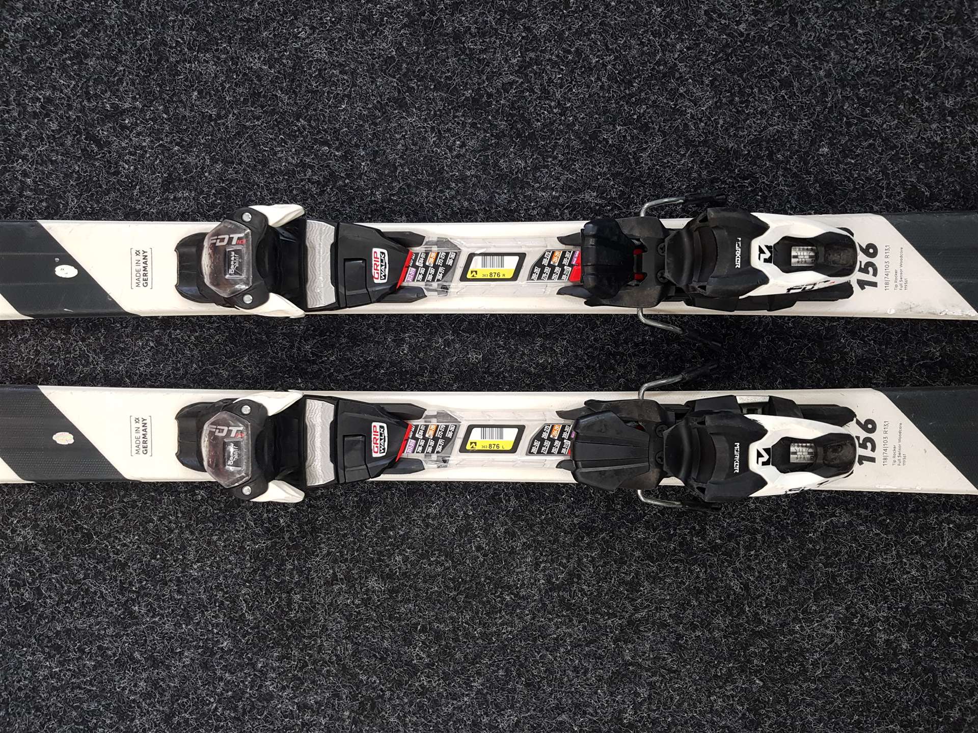 Použité lyže VOLKL Deacon 7.4 + viazanie Marker FTD 10