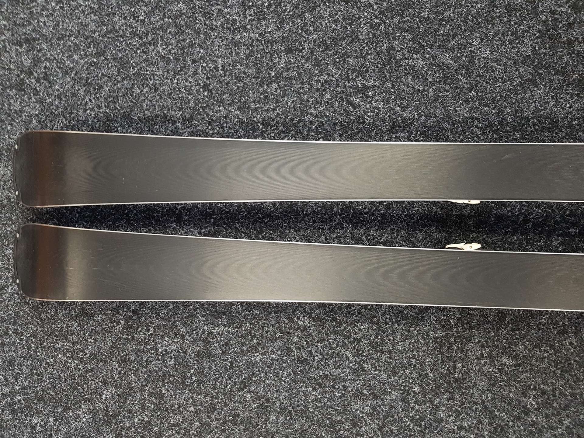 Použité lyže VOLKL Deacon 7.4 + viazanie Marker FTD 10