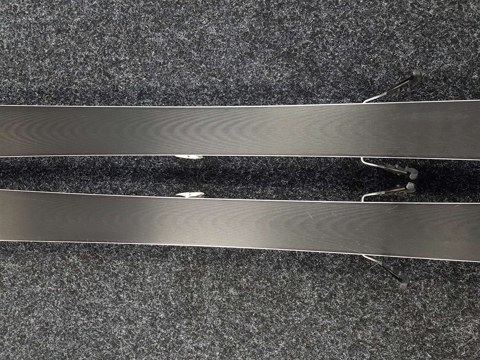 Použité lyže VOLKL Deacon 7.4 + viazanie Marker FTD 10