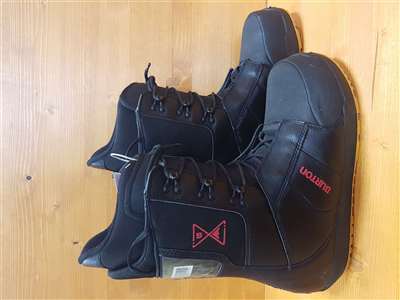 Scarponi da snowboard BURTON Progression usati