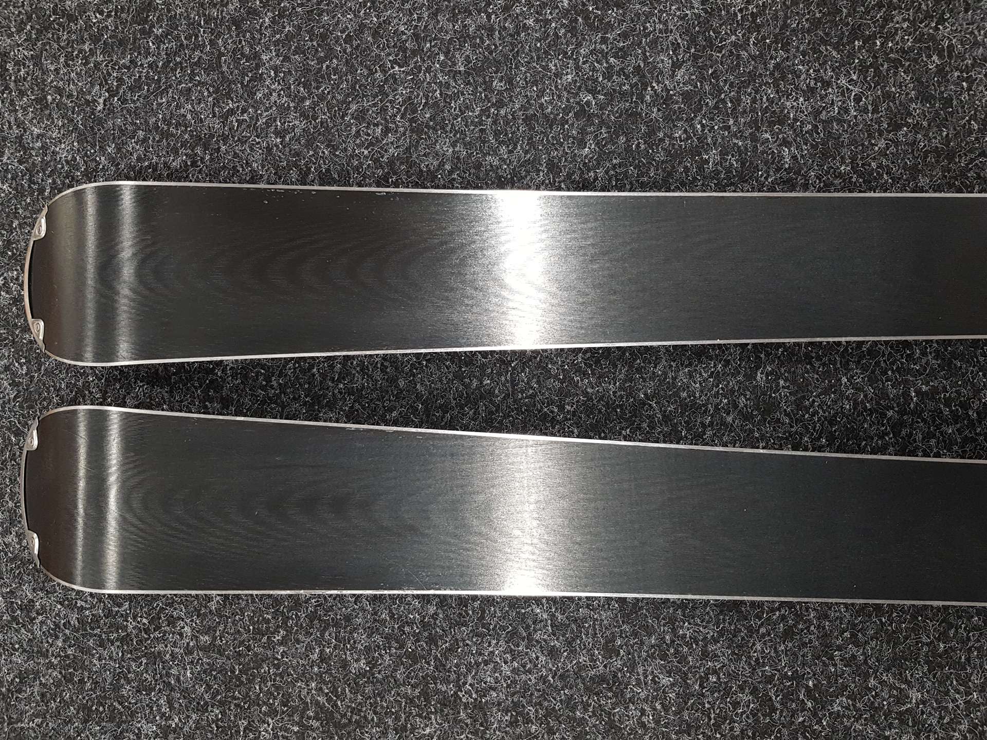 Sci usati ELAN Element 74 + attacchi Elan 9