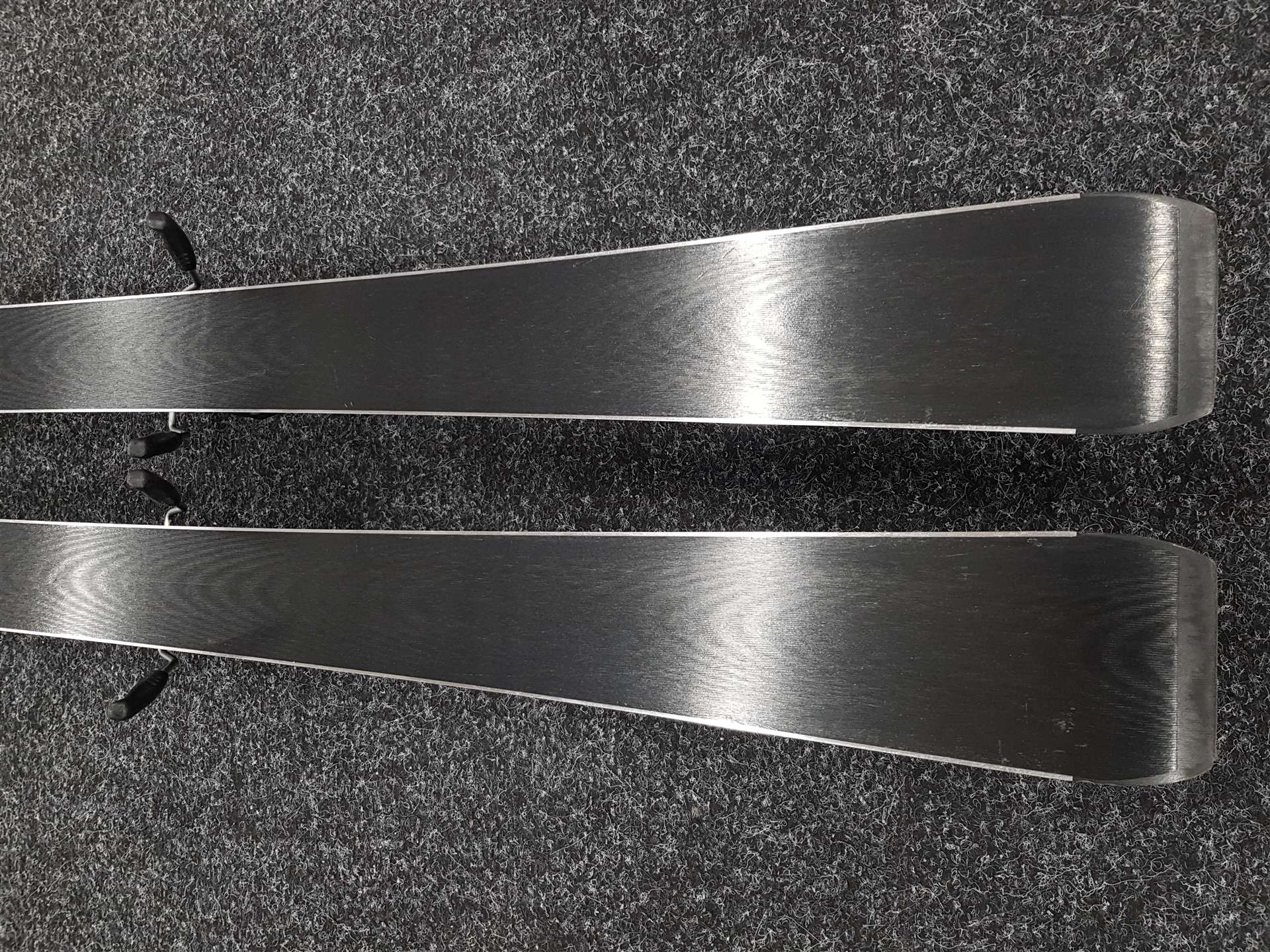 Sci usati ELAN Element 74 + attacchi Elan 9