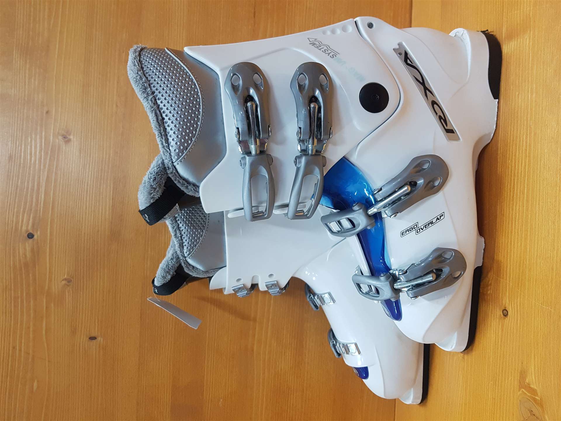 Použité lyžařky ROXA Ergo overlap