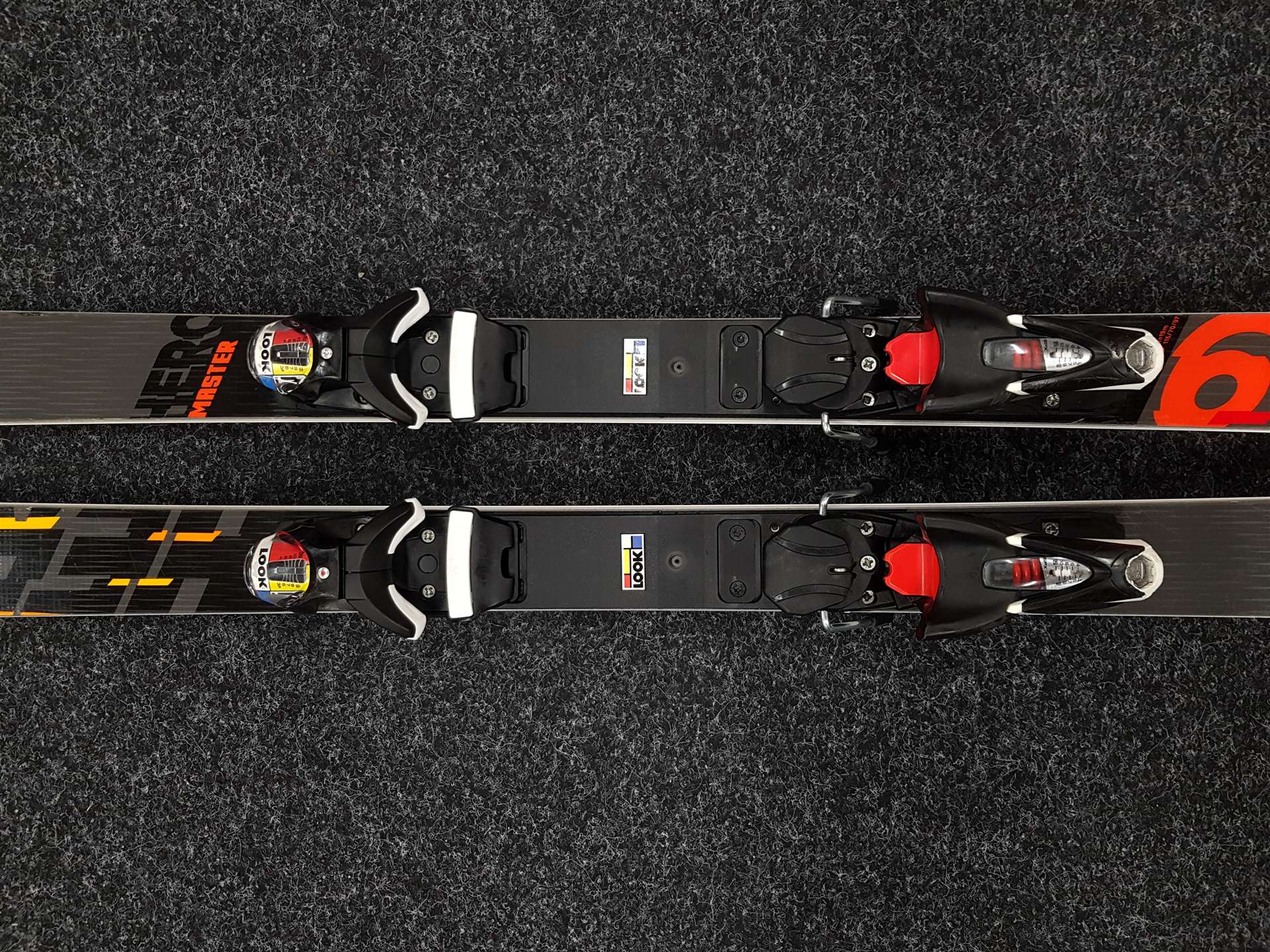 Použité lyže ROSSIGNOL Hero Master M19 + viazanie Look SPX 12