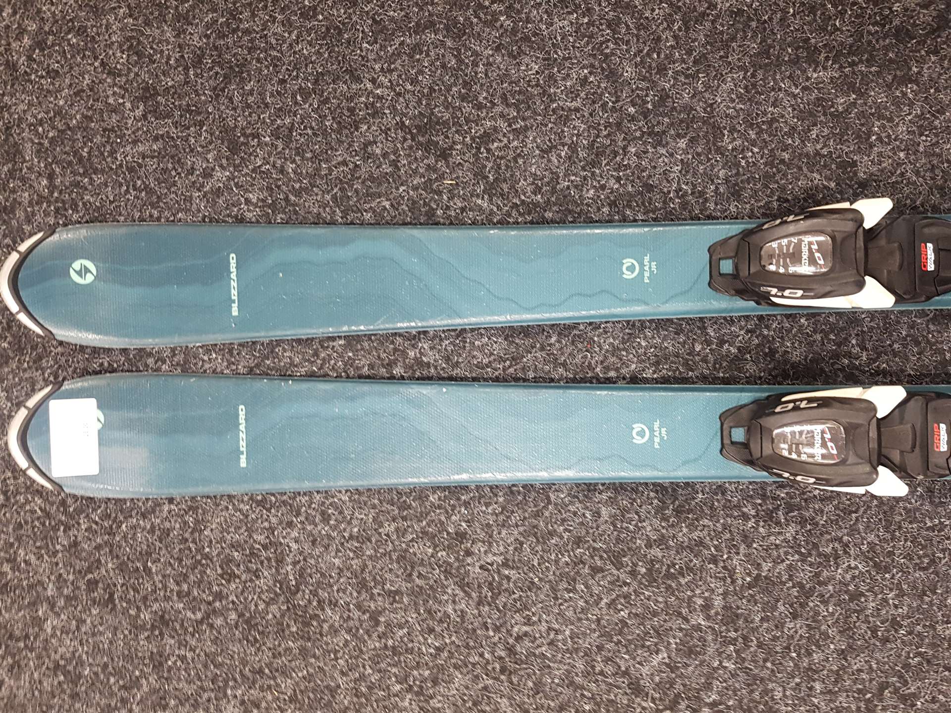 Skis BLIZZARD Pearl JR d'occasion + fixations Marker 7.0