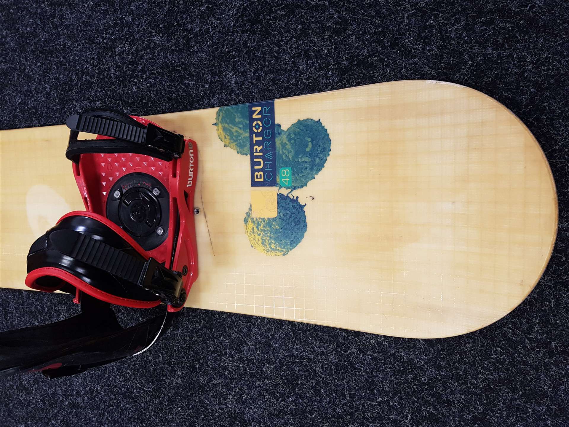 Snowboard BURTON Charger usato + attacchi Burton taglia M