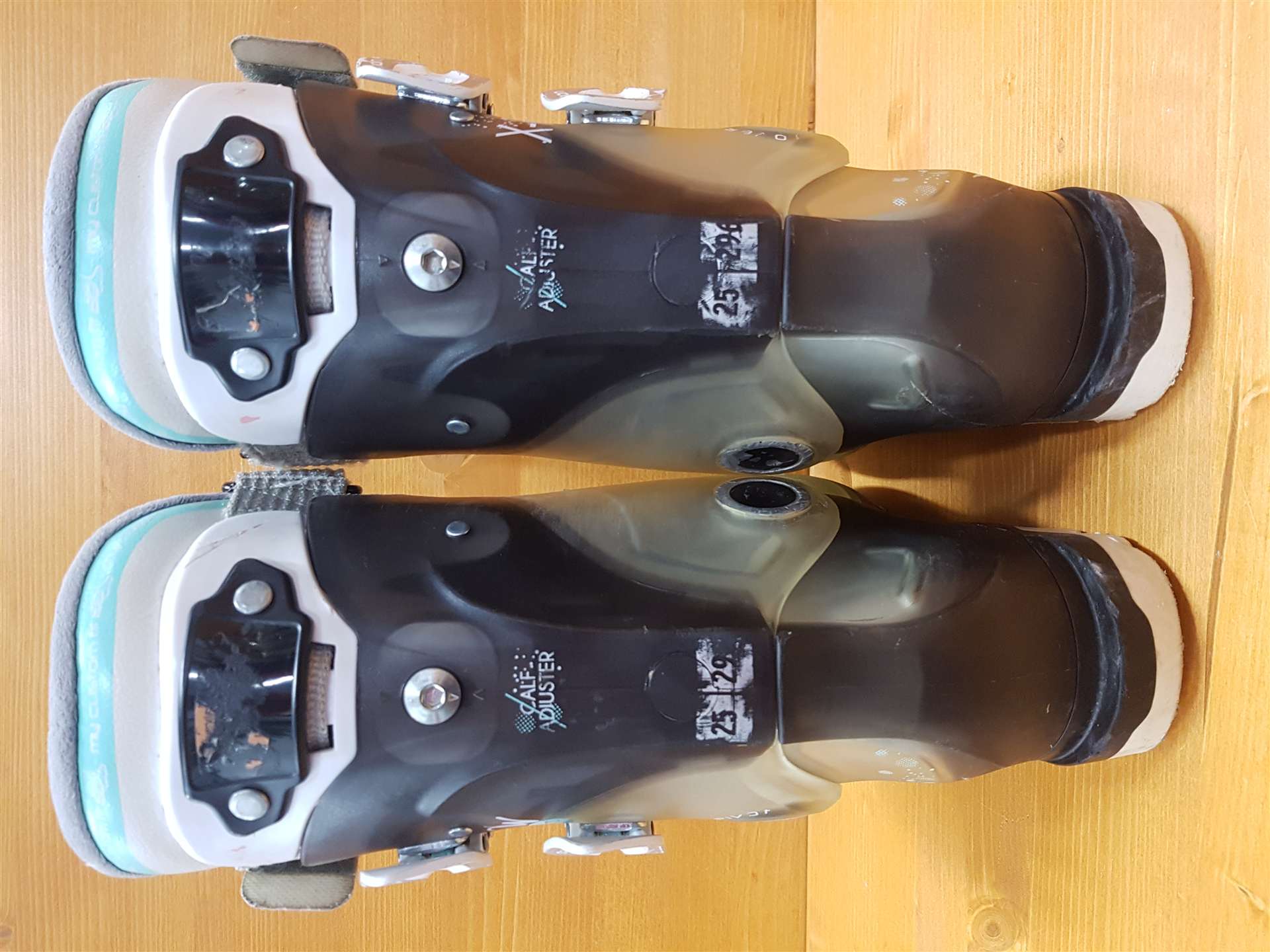 Použité lyžařky SALOMON X-PRO R70 W