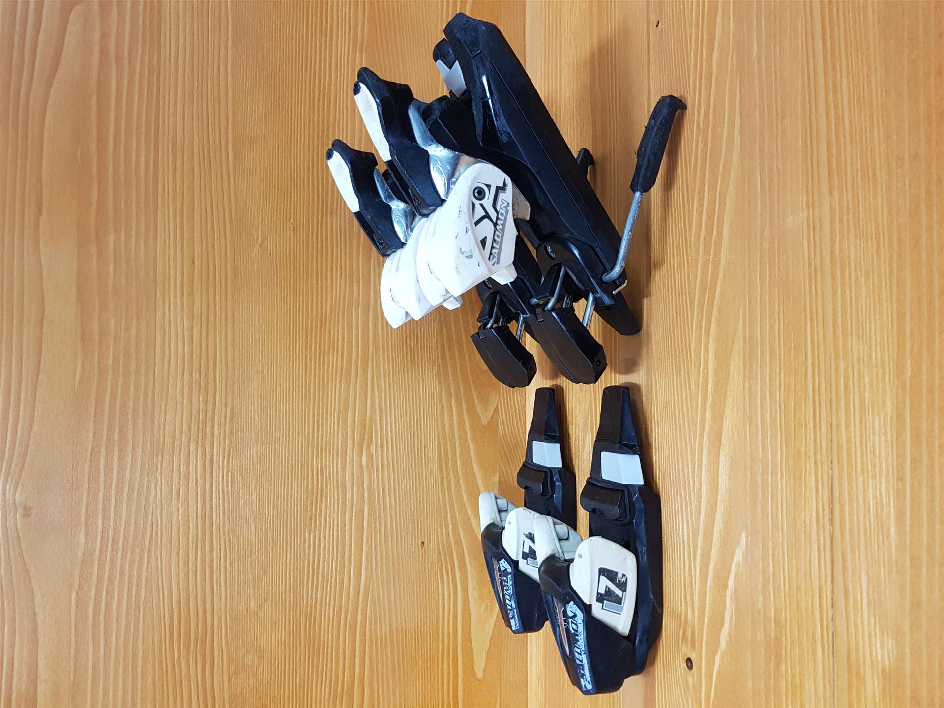 Fixations Salomon L7 d'occasion (7,5 DIN)