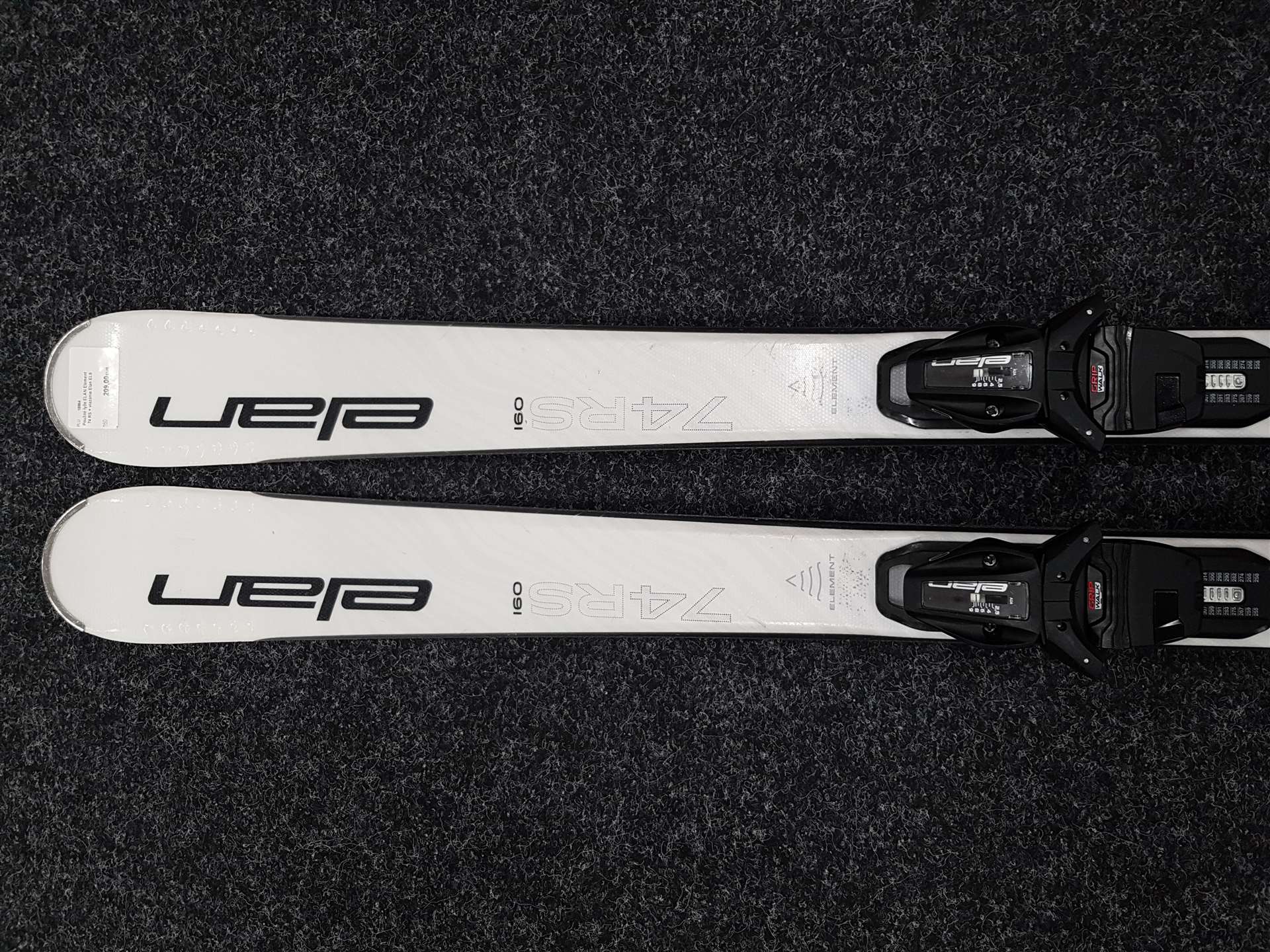 Gebrauchte Ski ELAN Element 74 RS + Elan EL9 Bindungen