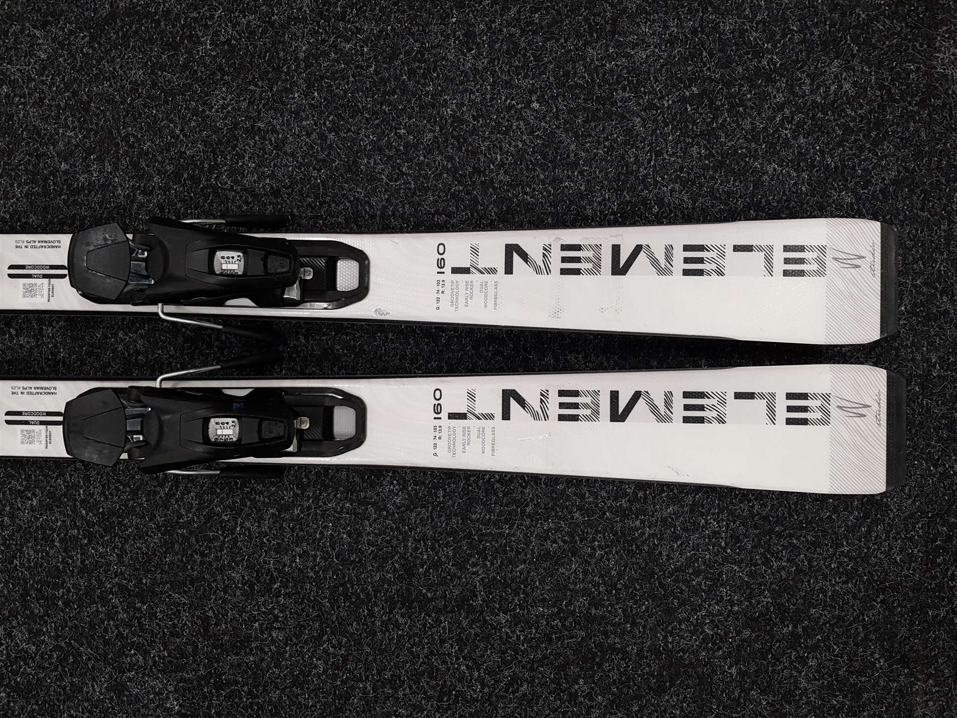 Gebrauchte Ski ELAN Element 74 RS + Elan EL9 Bindungen