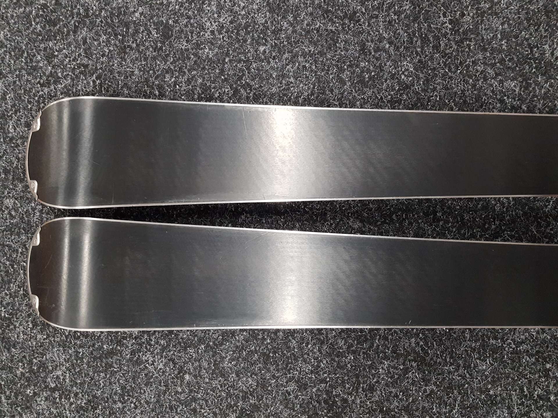 Gebrauchte Ski ELAN Element 74 RS + Elan EL9 Bindungen