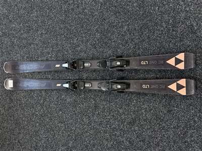 FISCHER RC One LTD schiuri ieftine